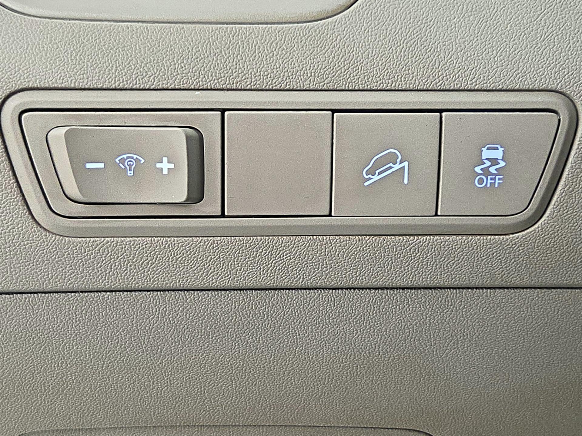 Thumbnail: 2015 Hyundai Tucson - 13