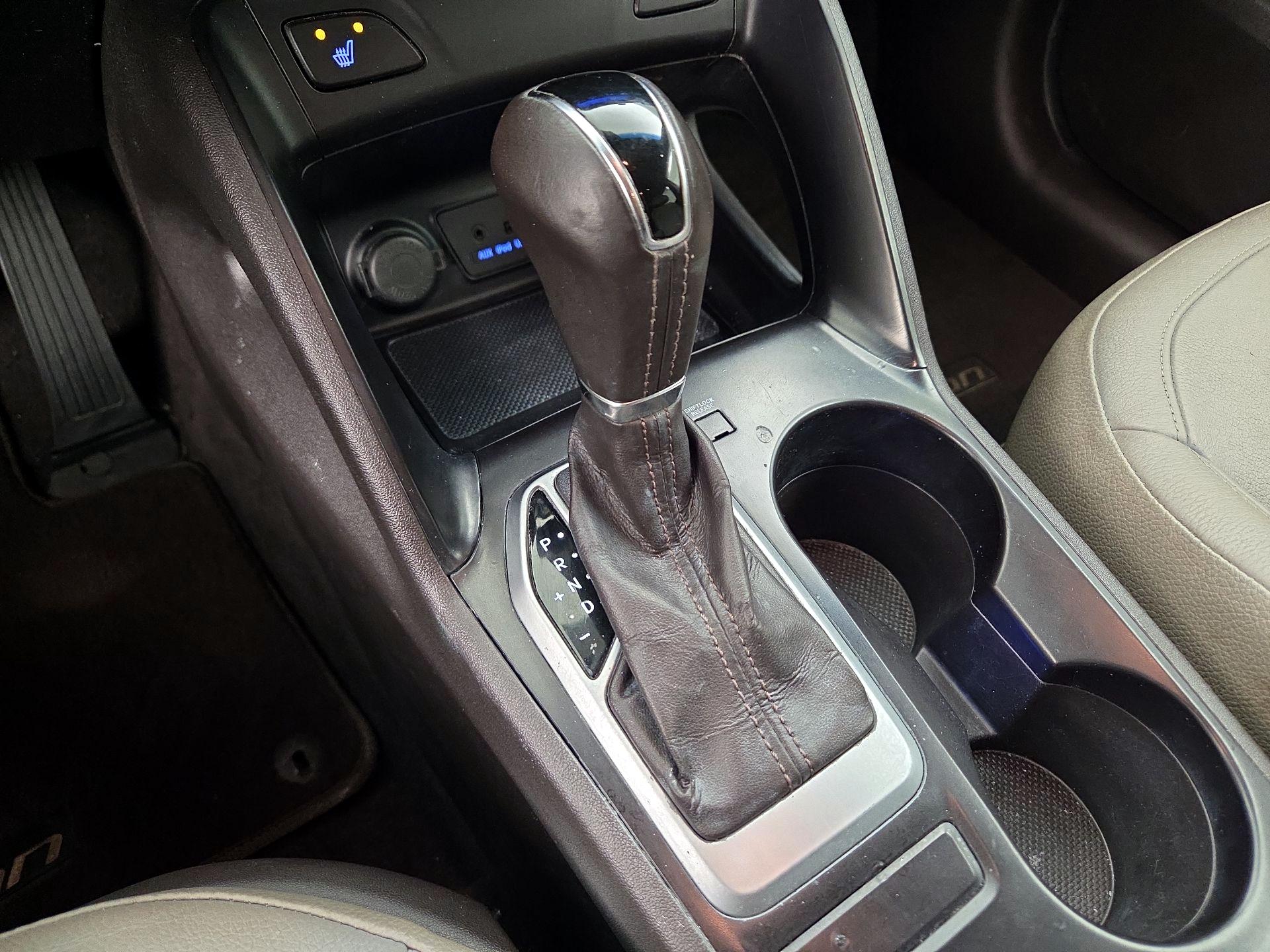 Thumbnail: 2015 Hyundai Tucson - 17