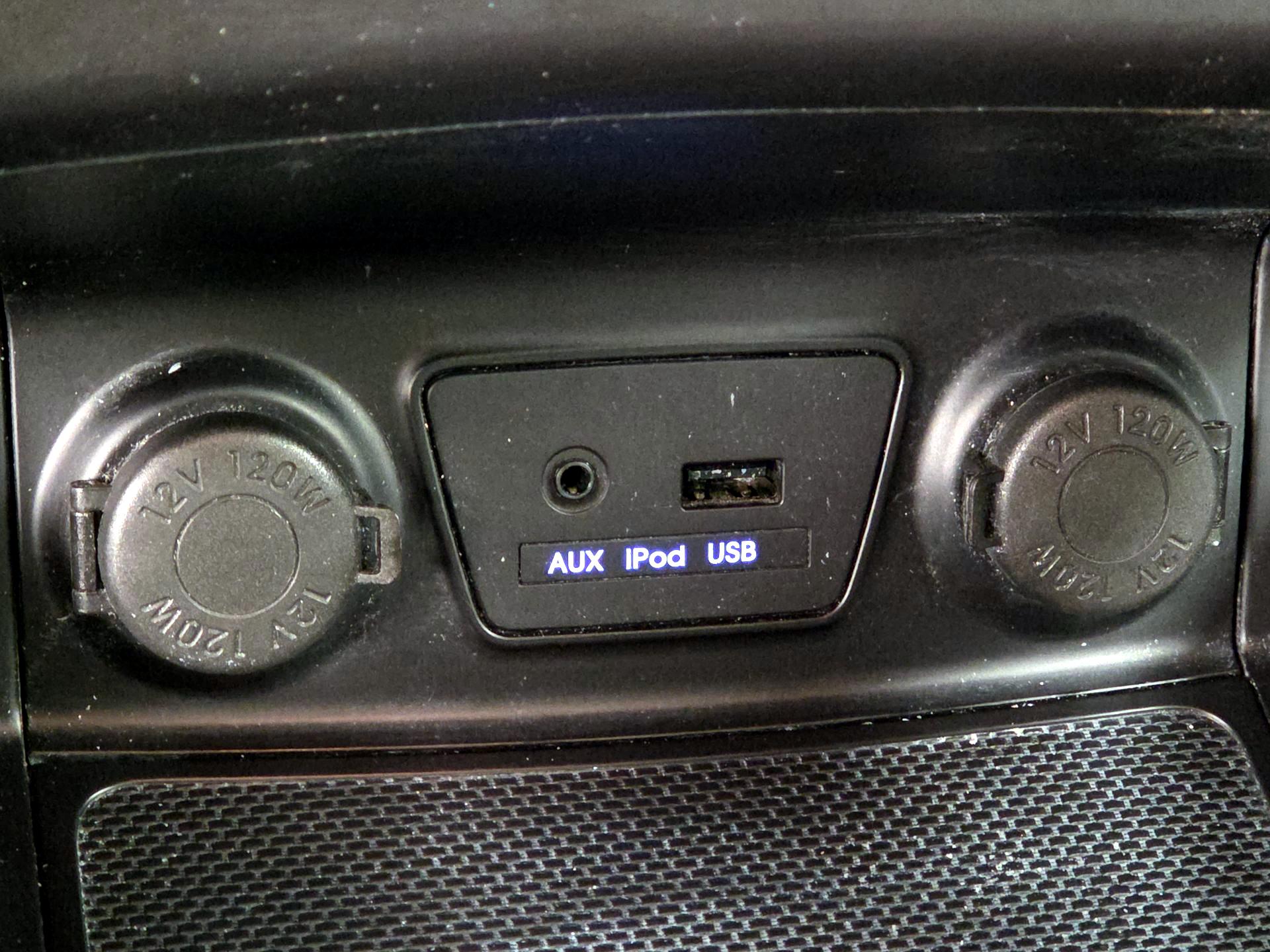 Thumbnail: 2015 Hyundai Tucson - 18