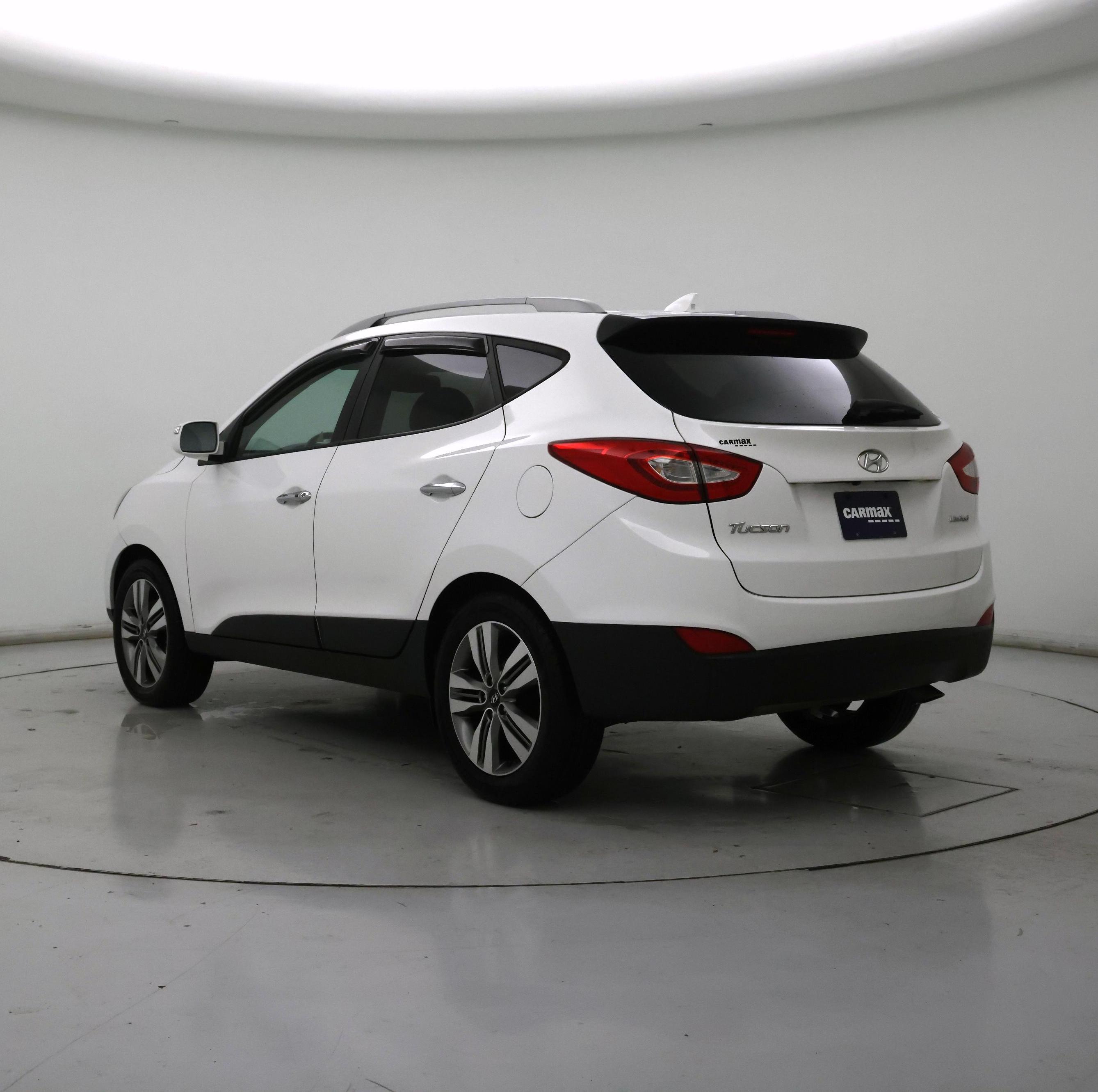 Thumbnail: 2015 Hyundai Tucson - 2
