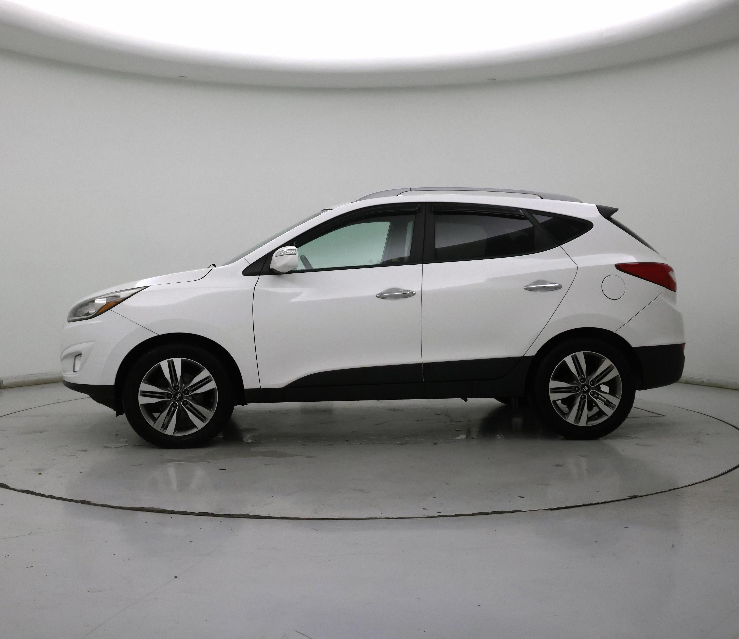 Thumbnail: 2015 Hyundai Tucson - 3