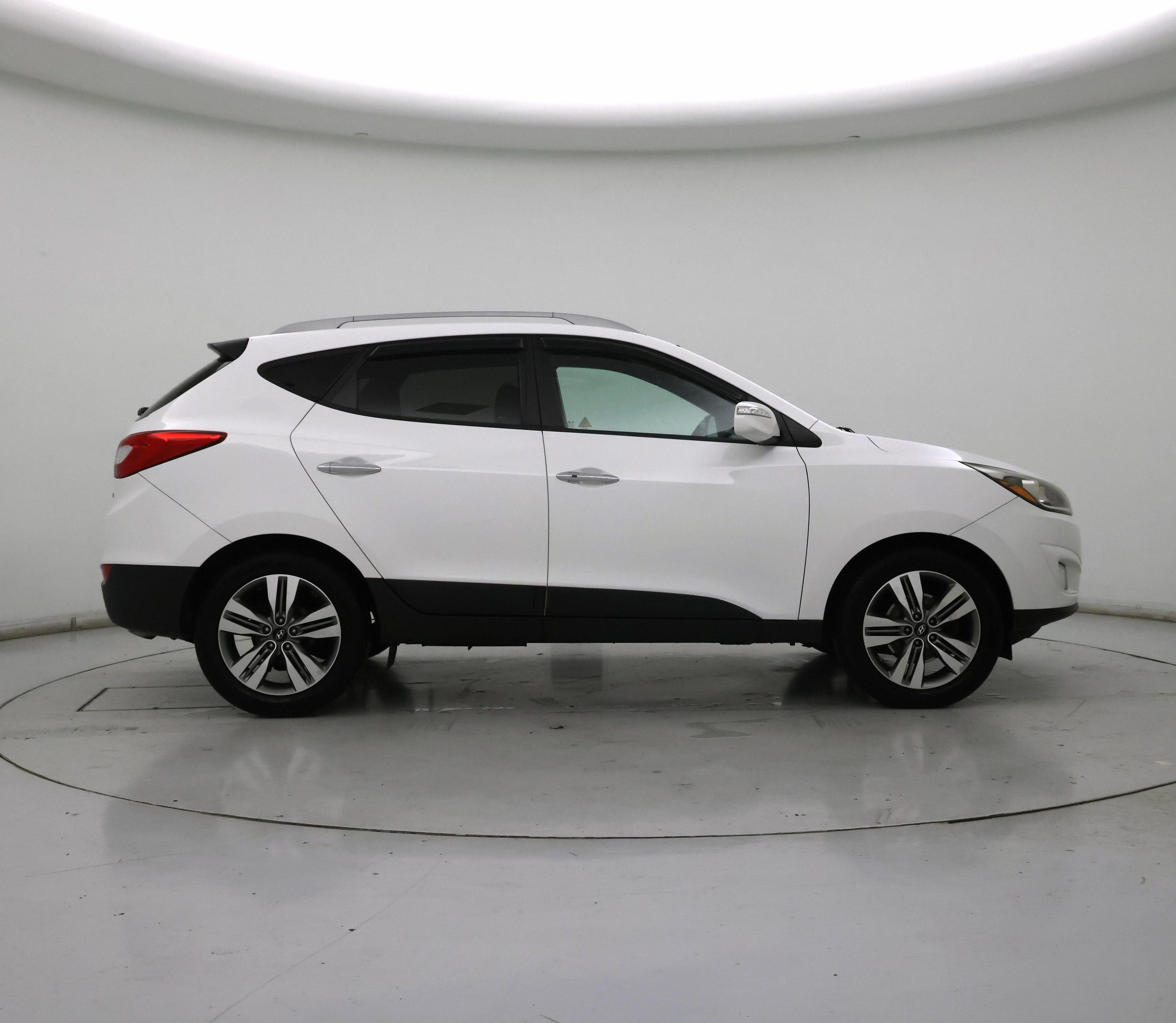 Thumbnail: 2015 Hyundai Tucson - 7