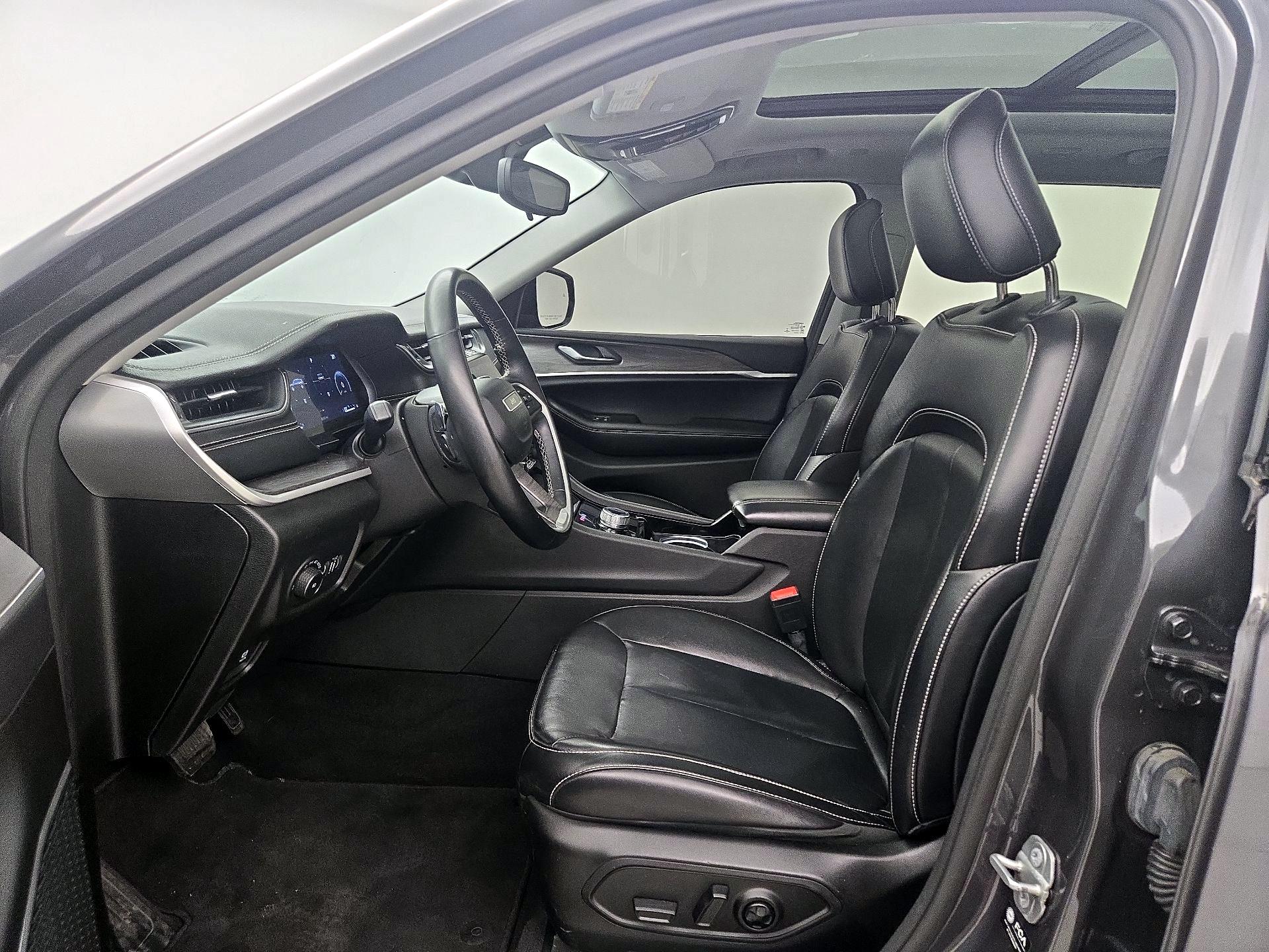 Thumbnail: 2021 Jeep Grand Cherokee L - 11