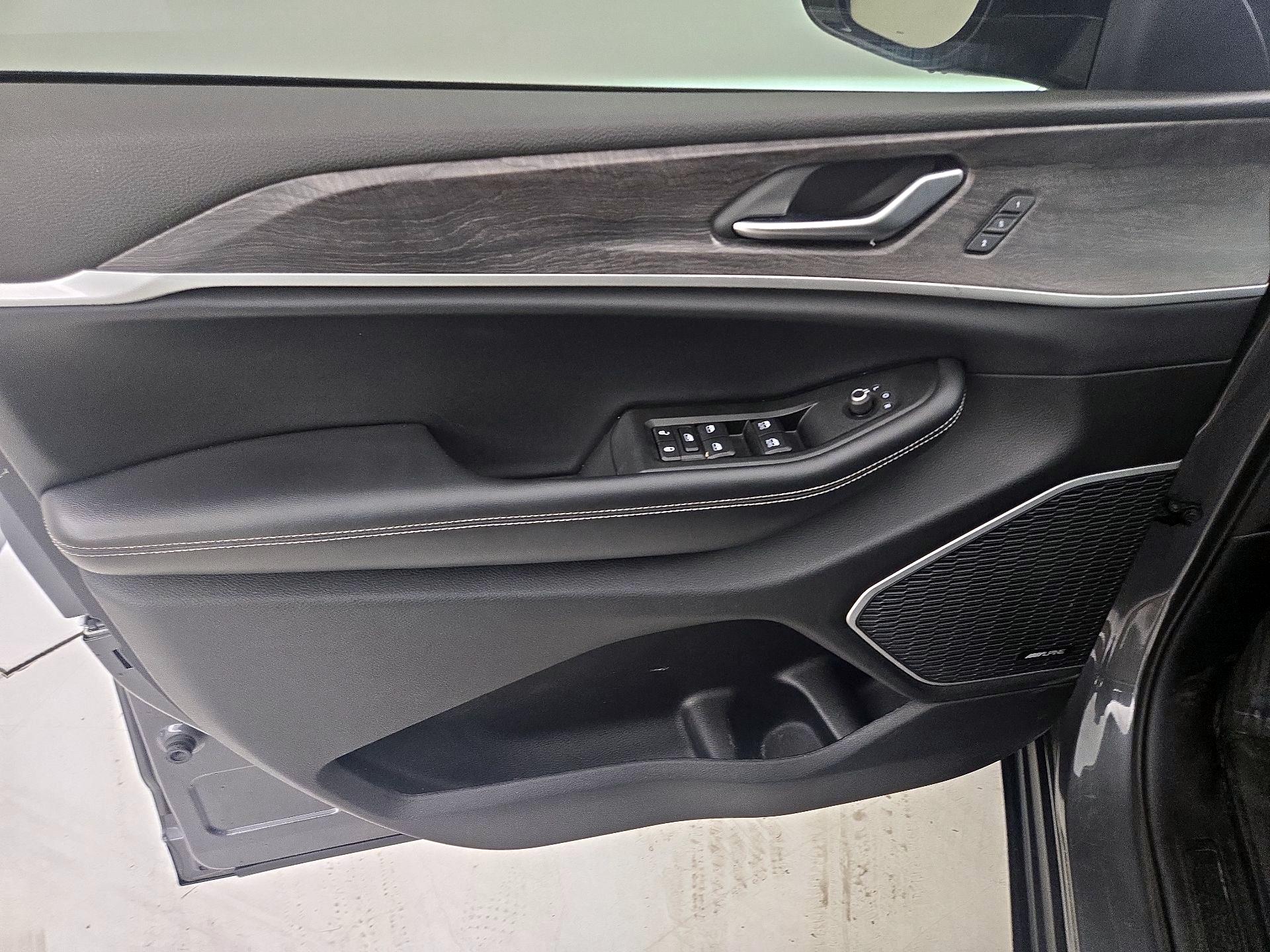 Thumbnail: 2021 Jeep Grand Cherokee L - 12