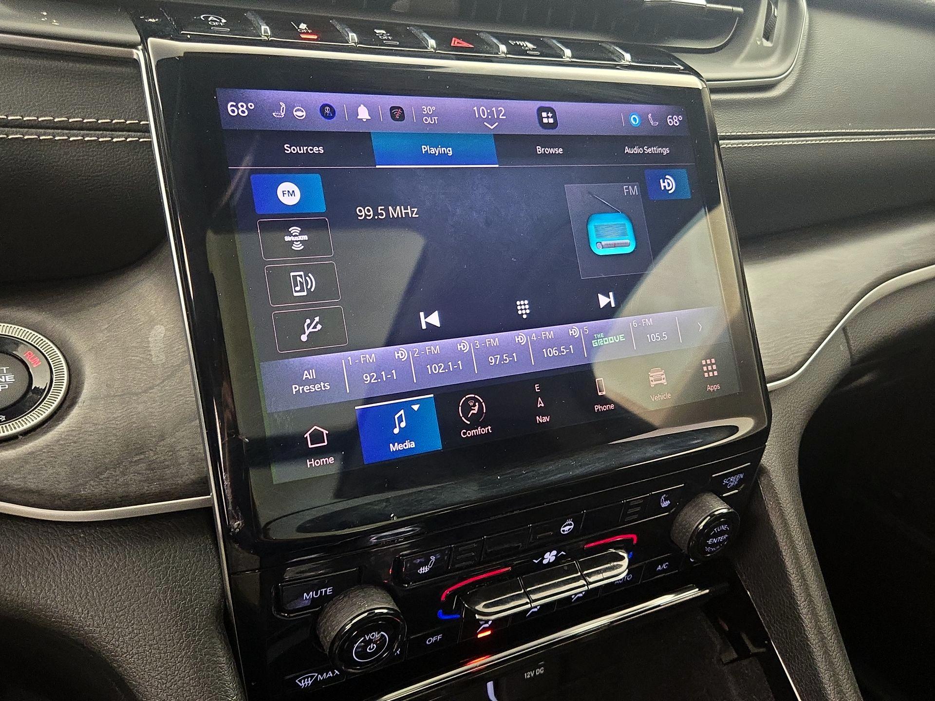 Thumbnail: 2021 Jeep Grand Cherokee L - 16