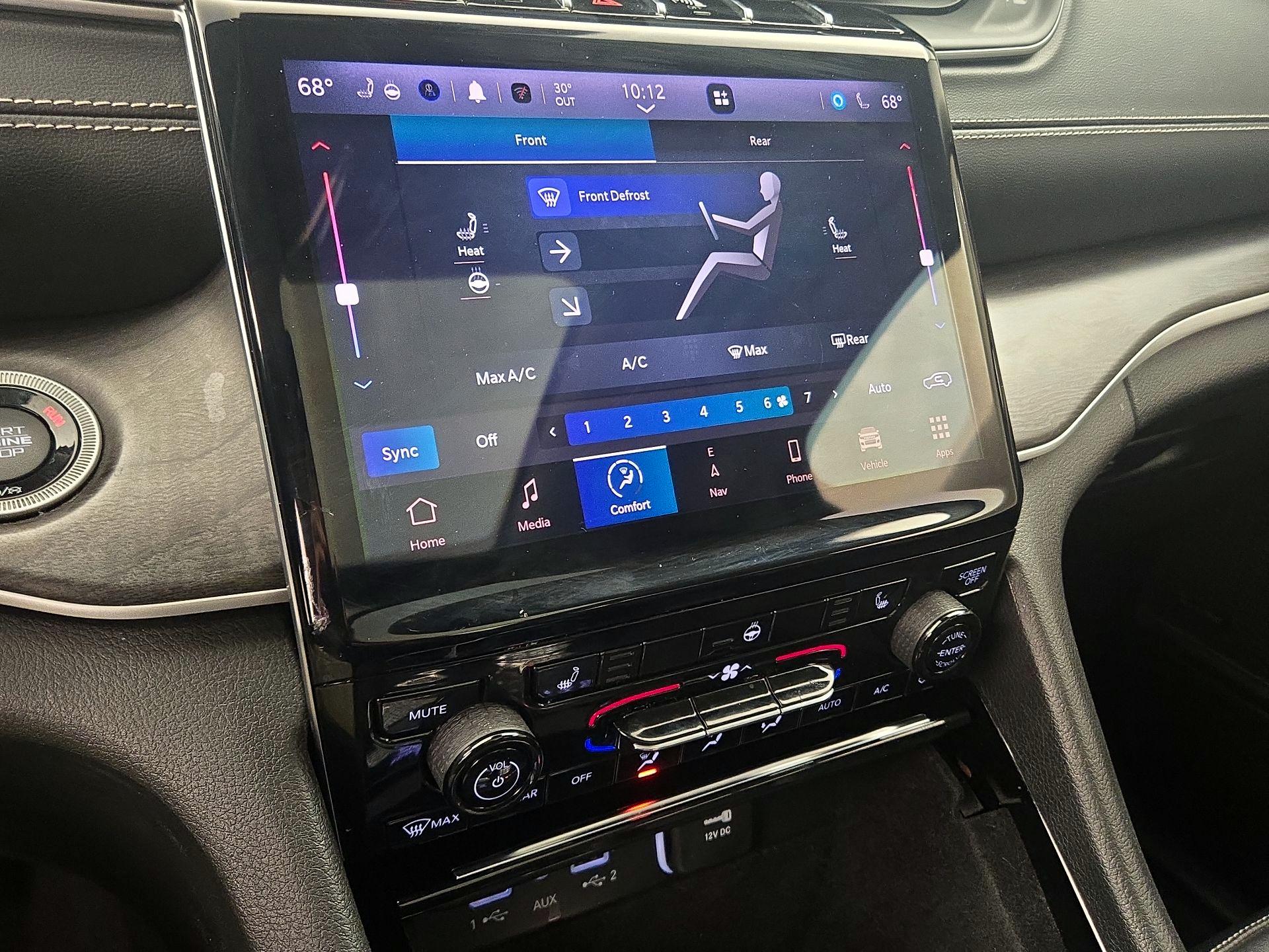 Thumbnail: 2021 Jeep Grand Cherokee L - 17