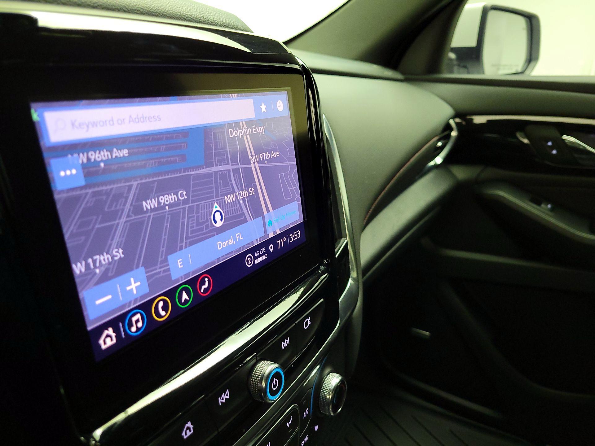 Thumbnail: 2023 Chevrolet Traverse - 14