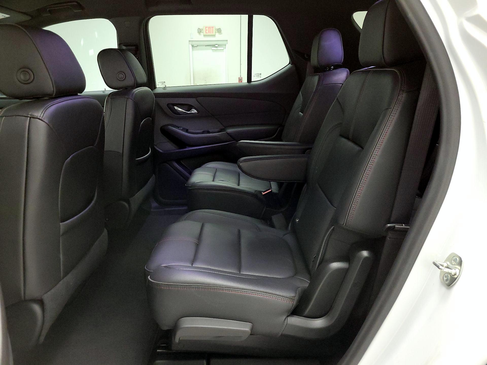 Thumbnail: 2023 Chevrolet Traverse - 20