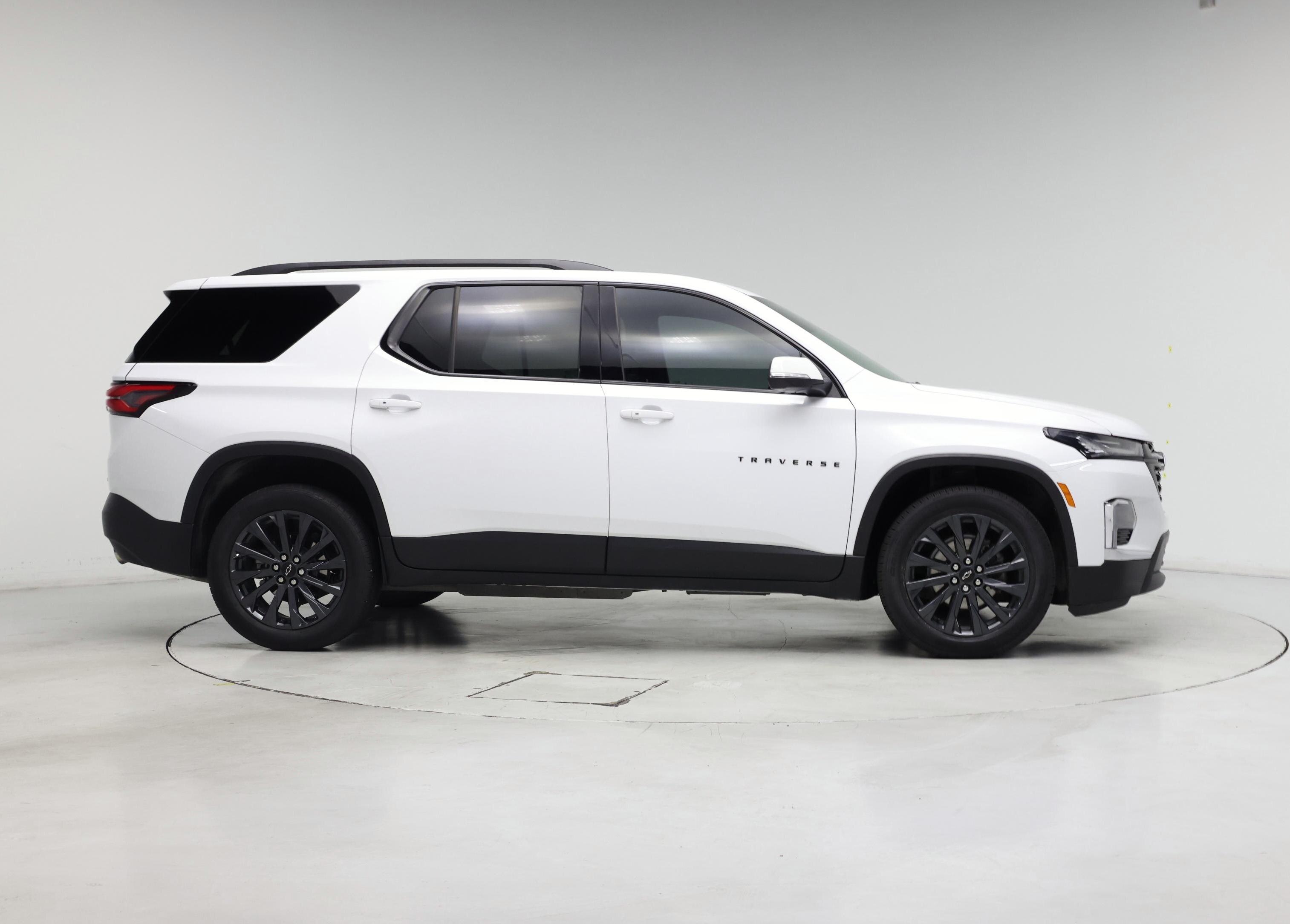 Thumbnail: 2023 Chevrolet Traverse - 7