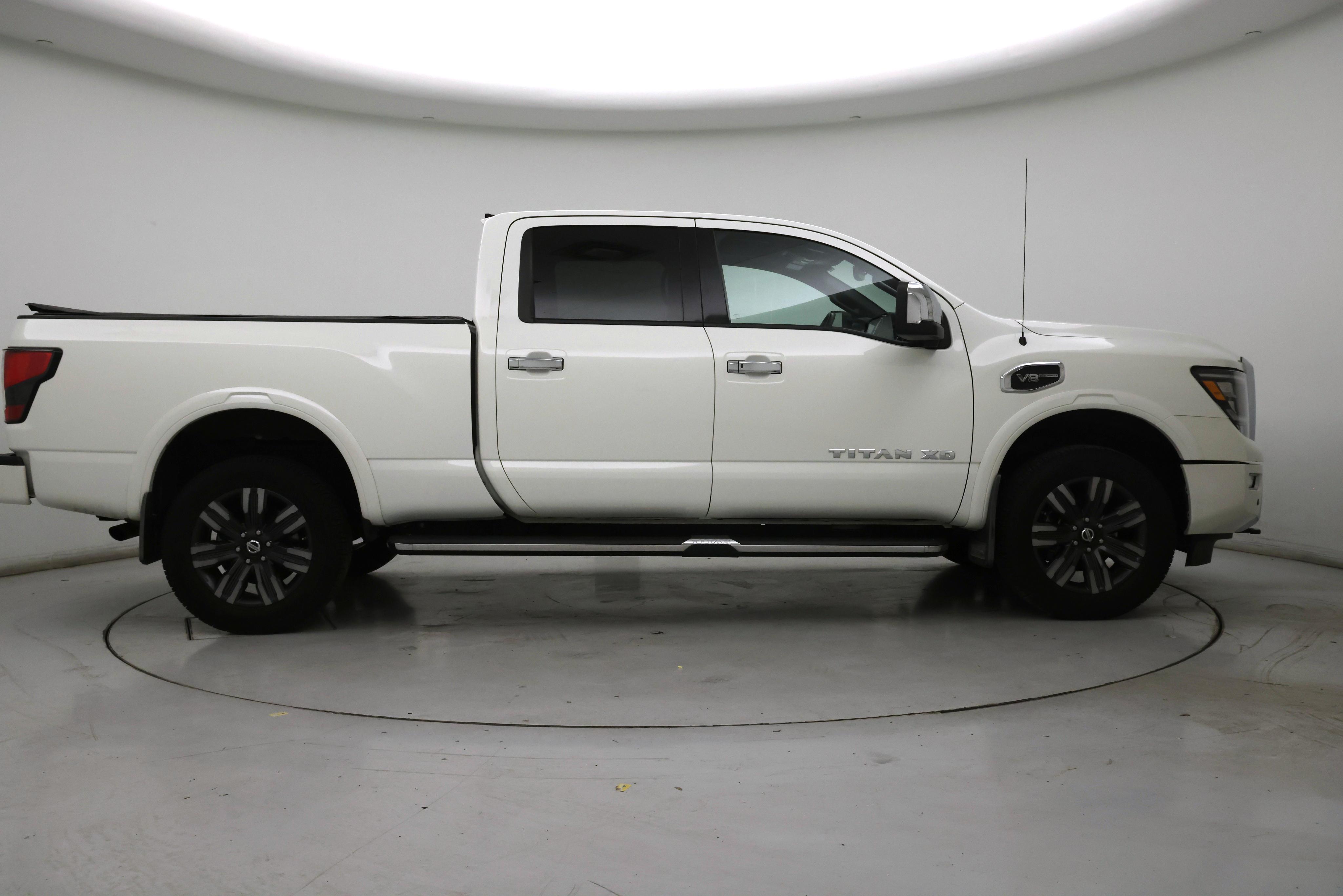 Thumbnail: 2021 Nissan Titan - 7