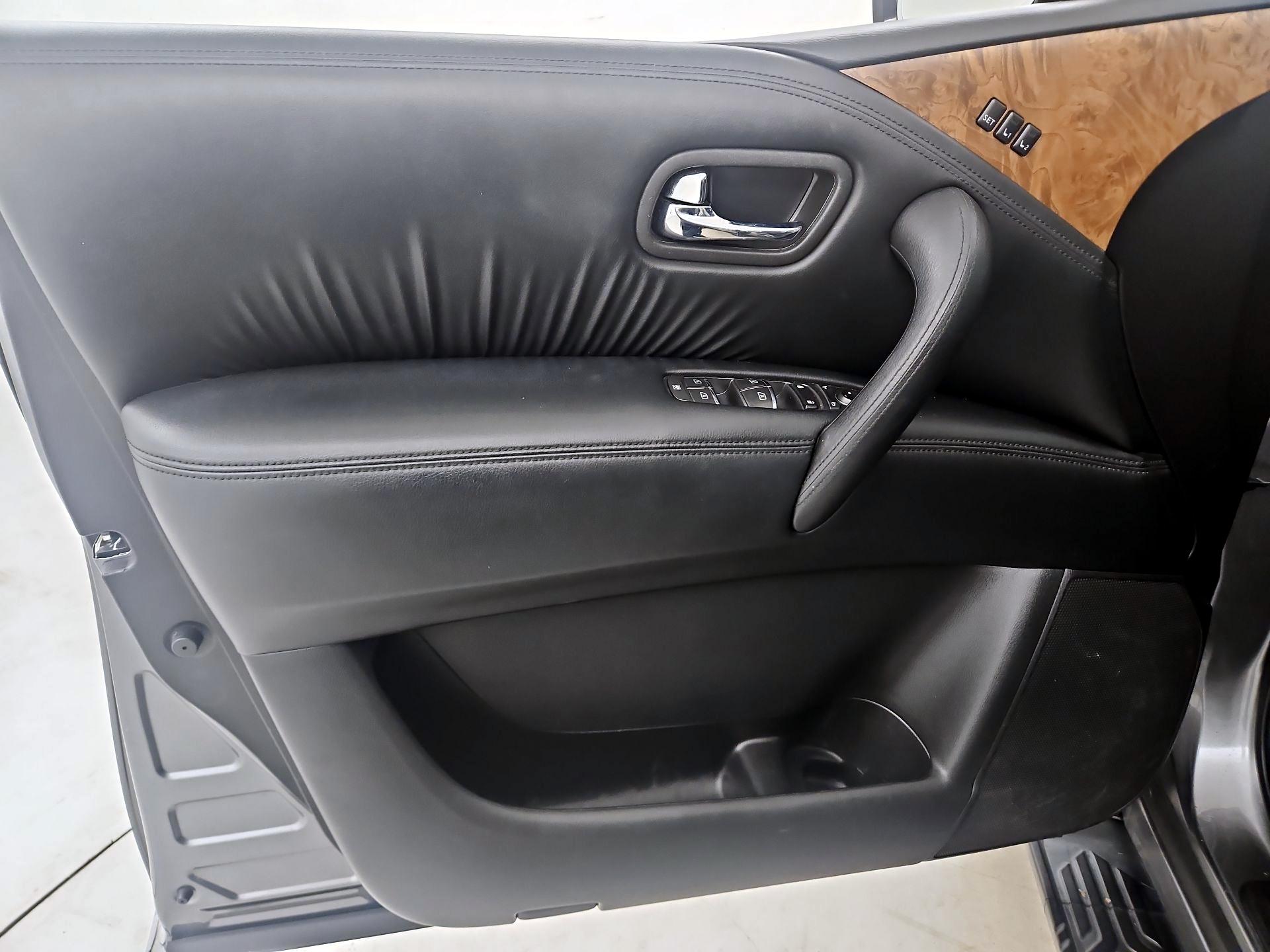 Thumbnail: 2021 Nissan Armada - 12