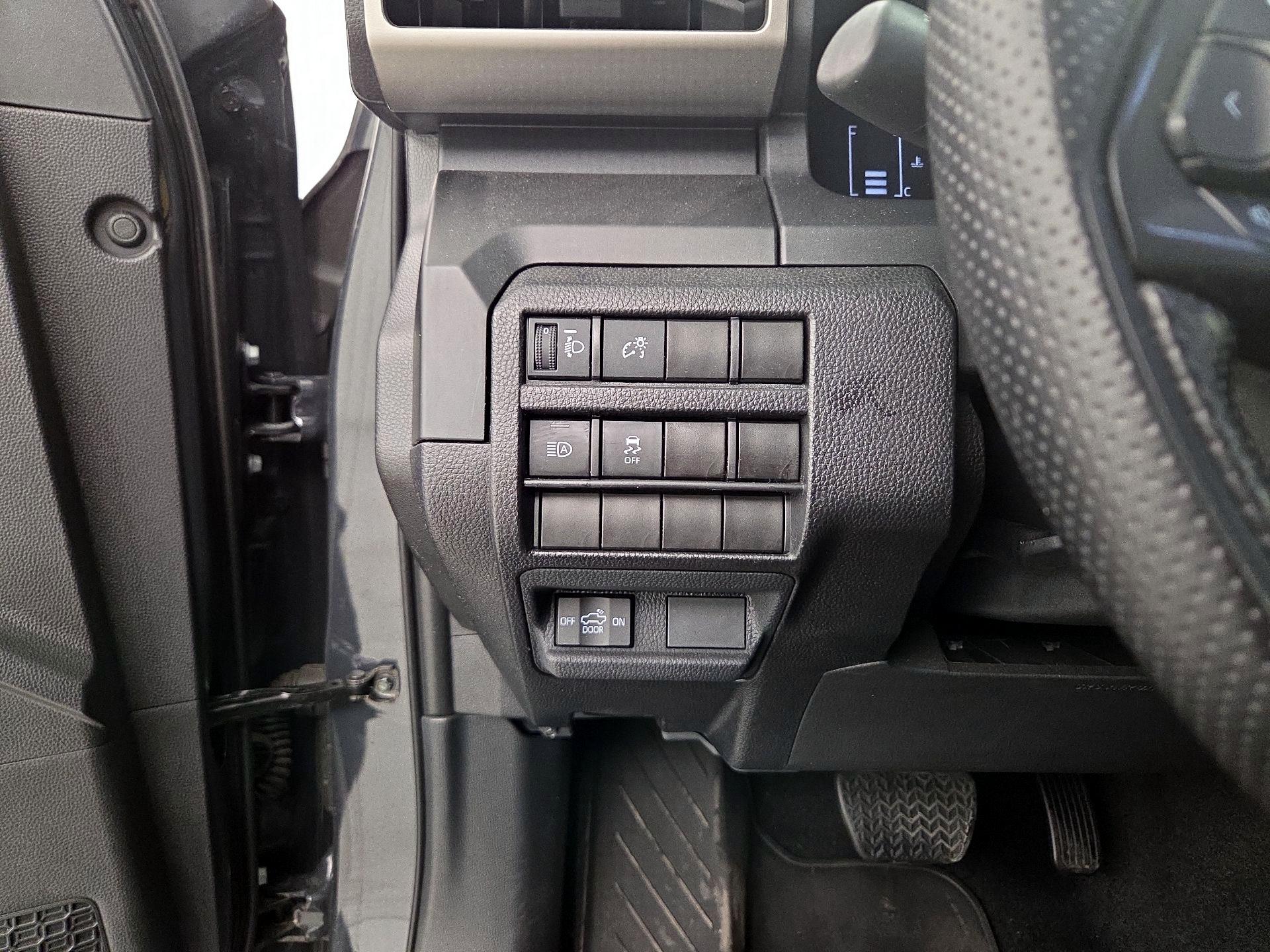 Thumbnail: 2024 Toyota Tacoma - 13