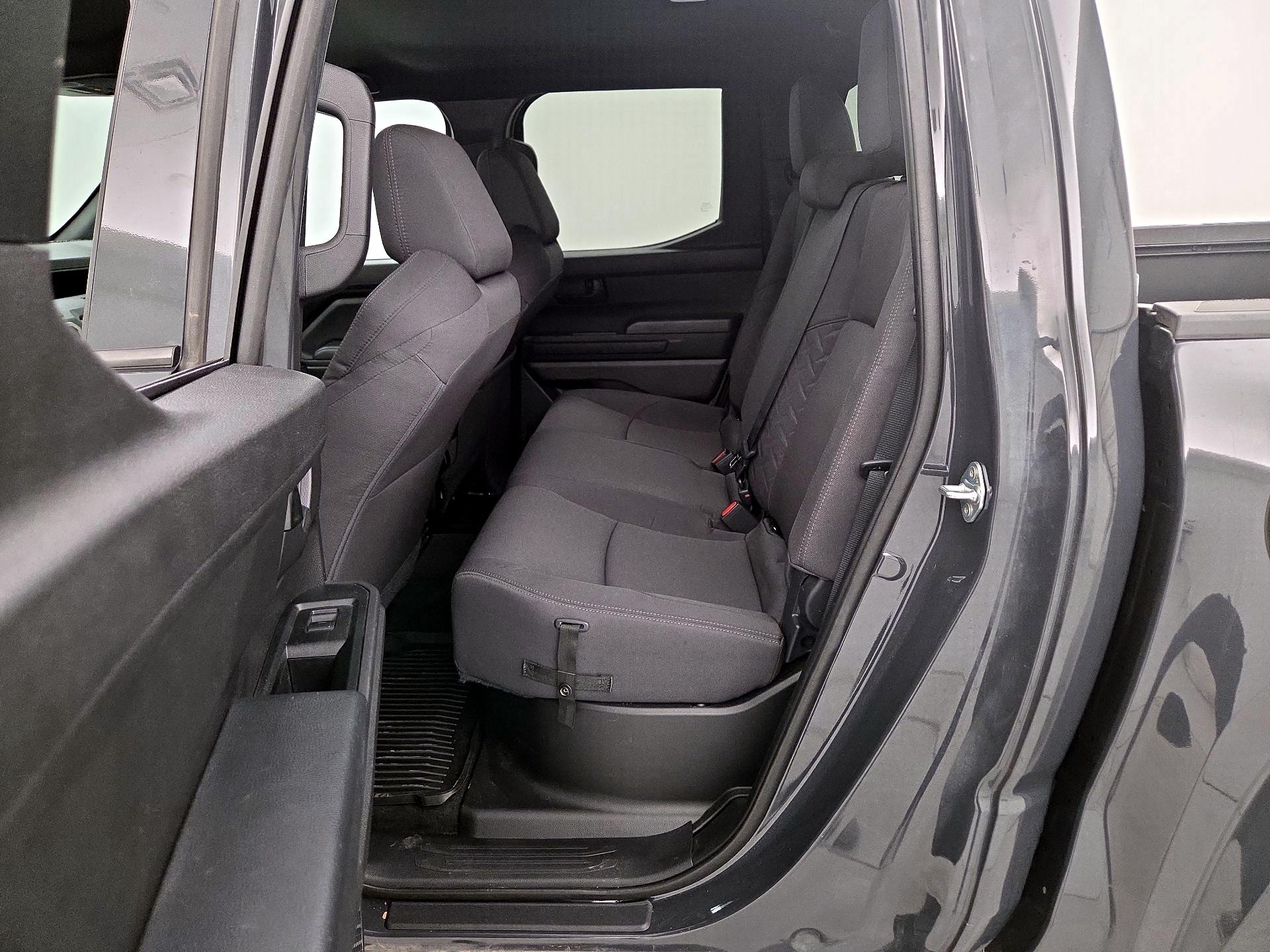 Thumbnail: 2024 Toyota Tacoma - 19