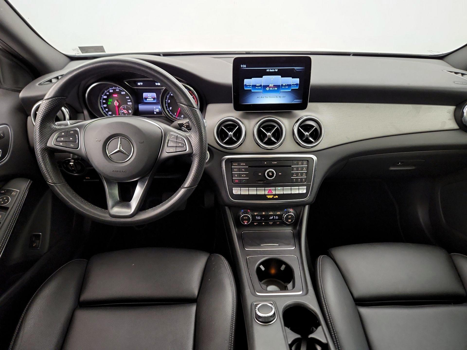 Thumbnail: 2019 Mercedes-Benz GLA - 9