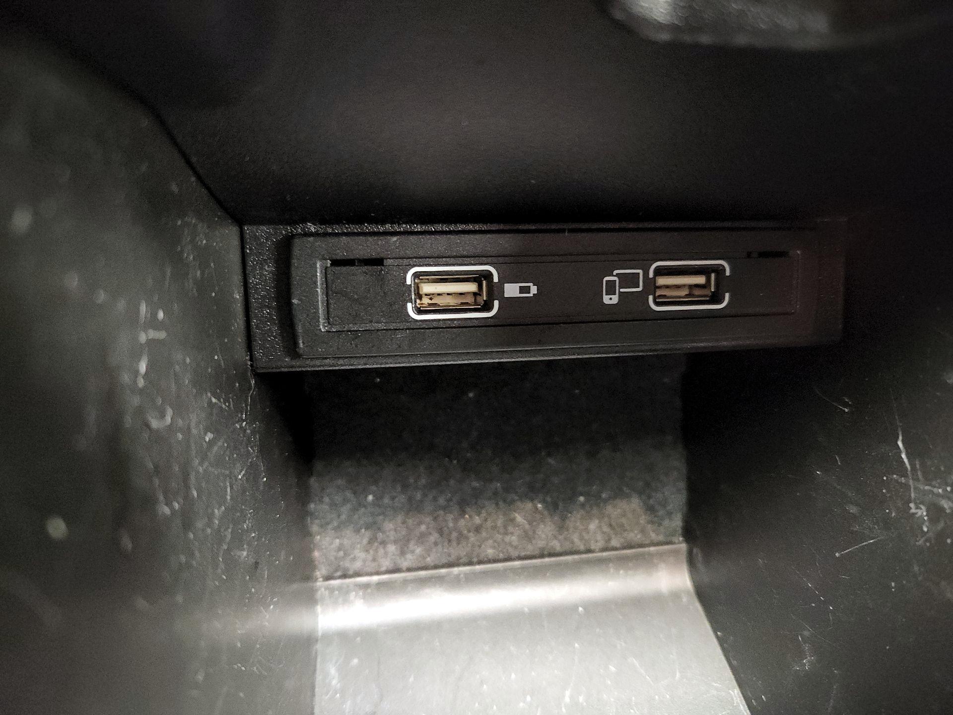 Thumbnail: 2019 Mercedes-Benz GLA - 18