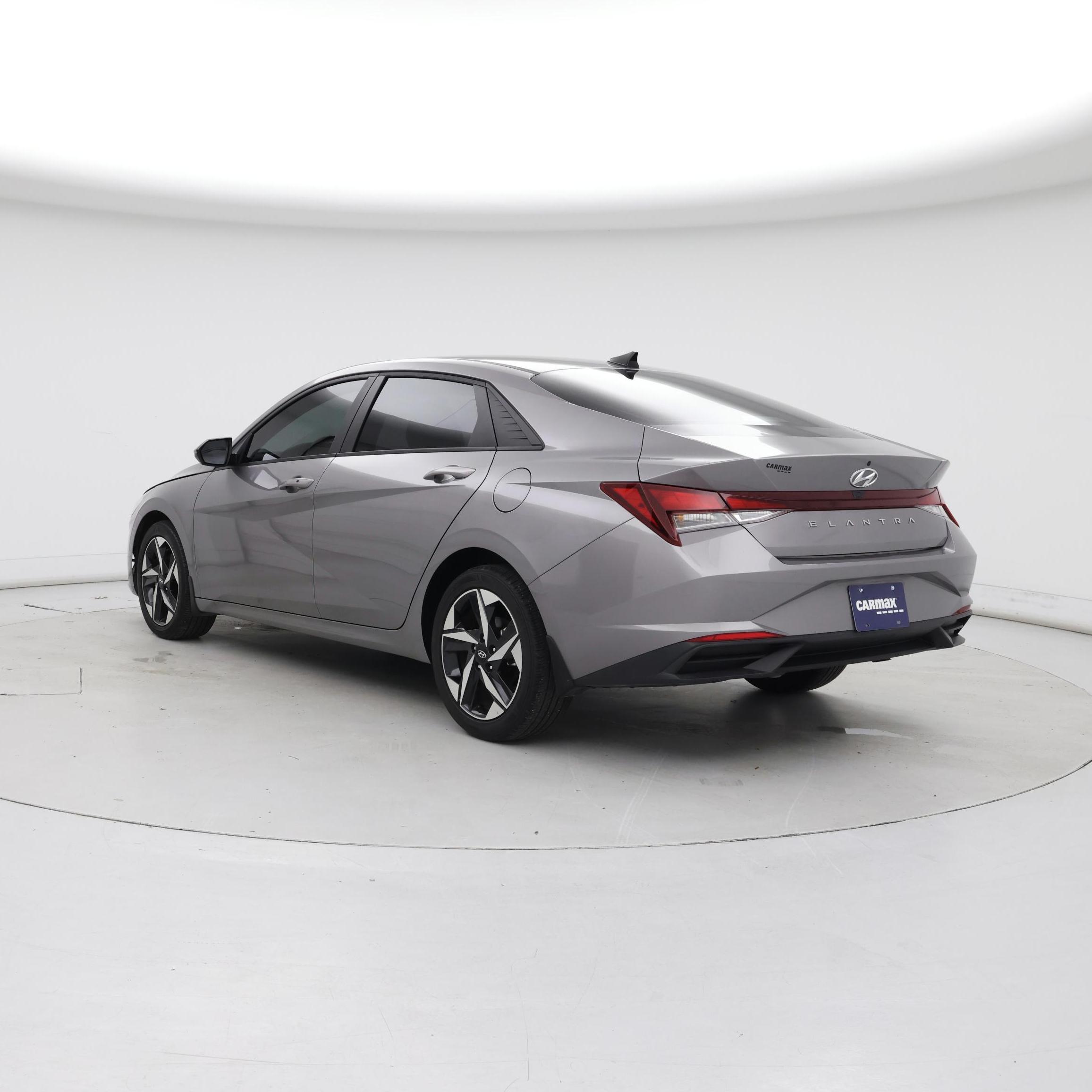 Thumbnail: 2023 Hyundai Elantra - 2