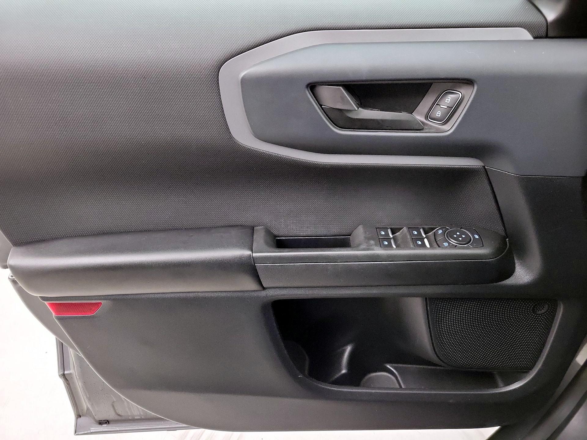 Thumbnail: 2021 Ford Bronco Sport - 12