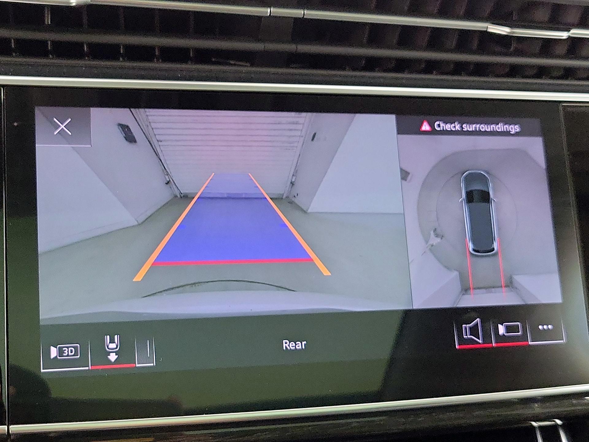 Thumbnail: 2022 Audi Q7 - 15