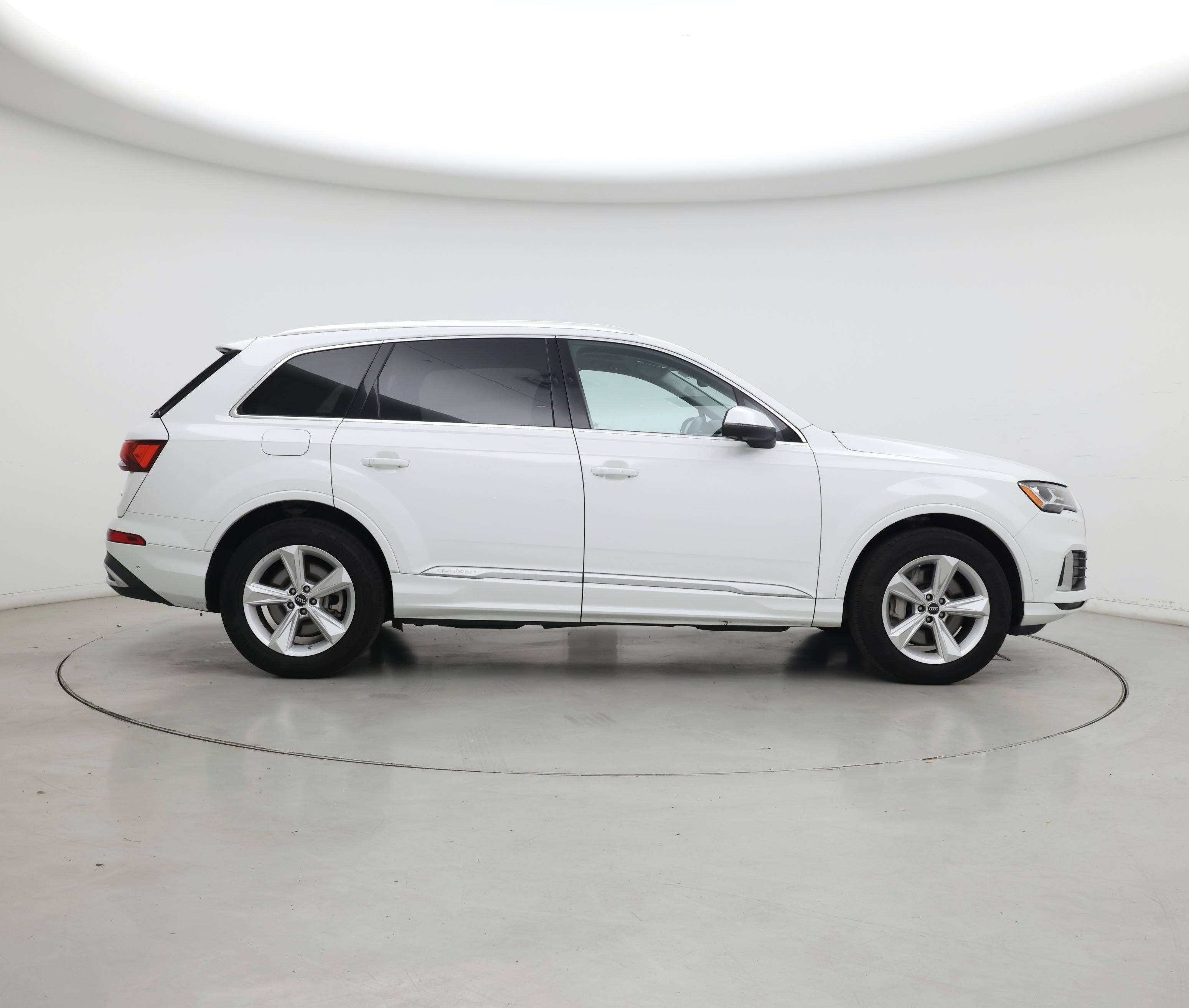 Thumbnail: 2022 Audi Q7 - 7