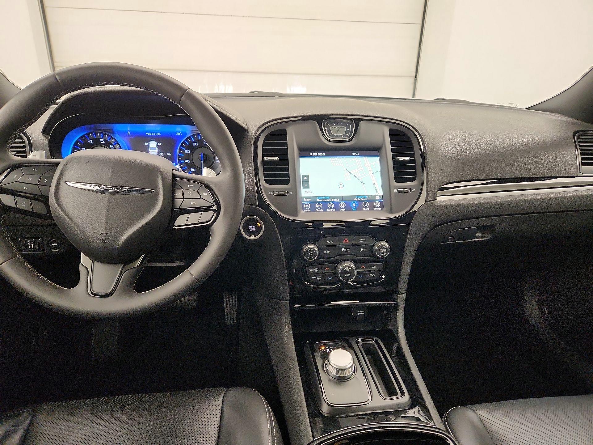 Thumbnail: 2023 Chrysler 300 - 9