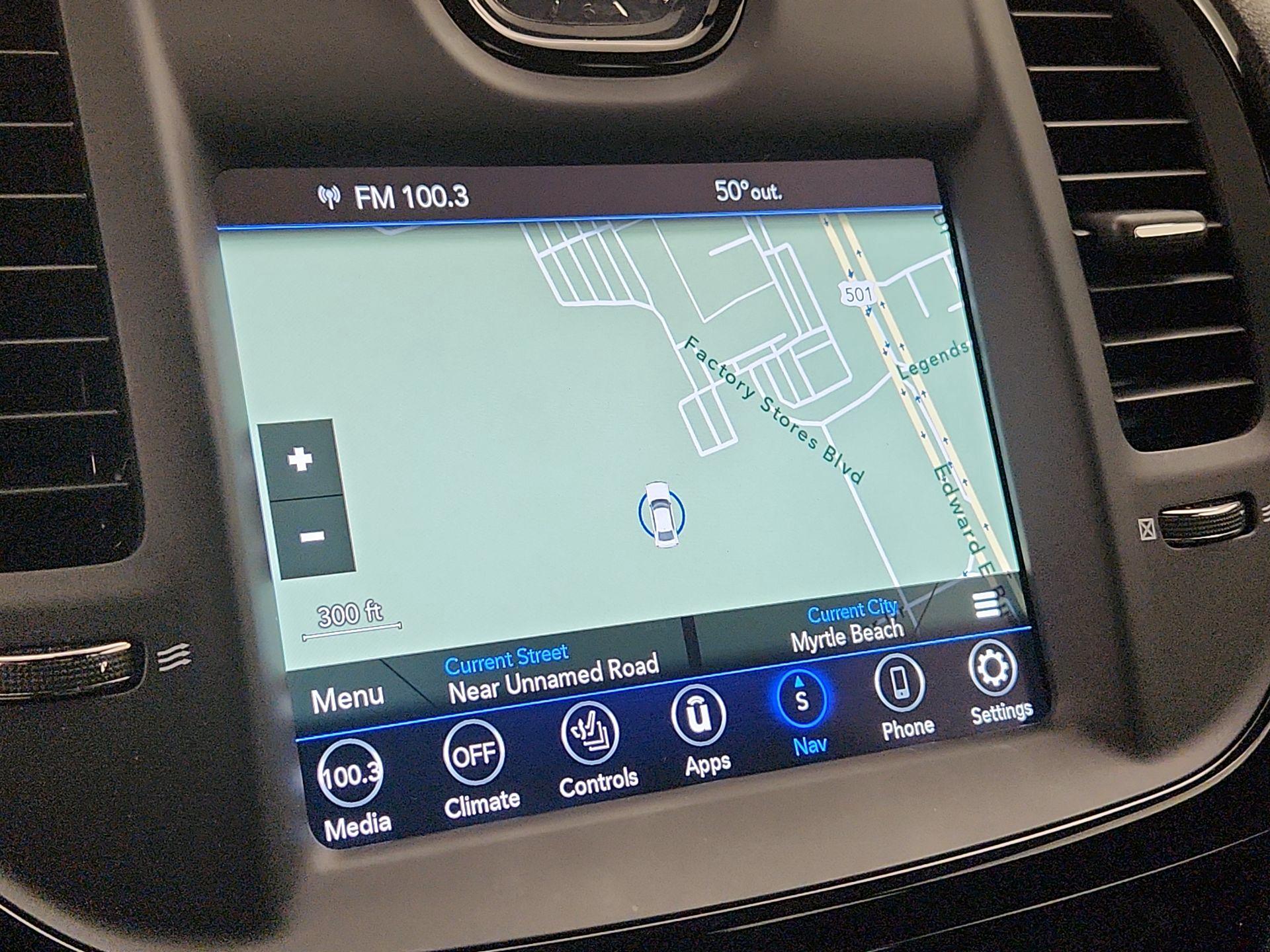 Thumbnail: 2023 Chrysler 300 - 14