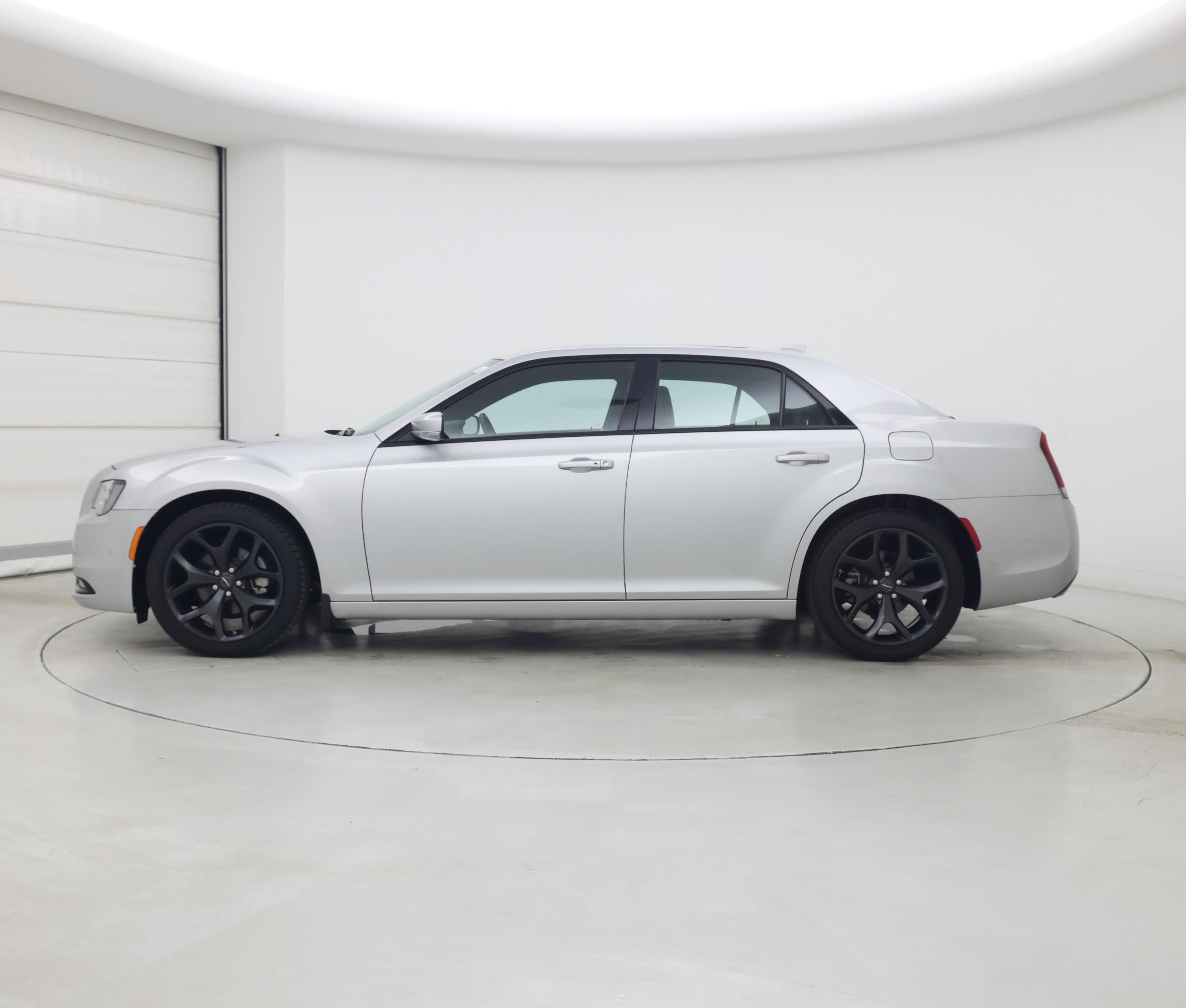 Thumbnail: 2023 Chrysler 300 - 3