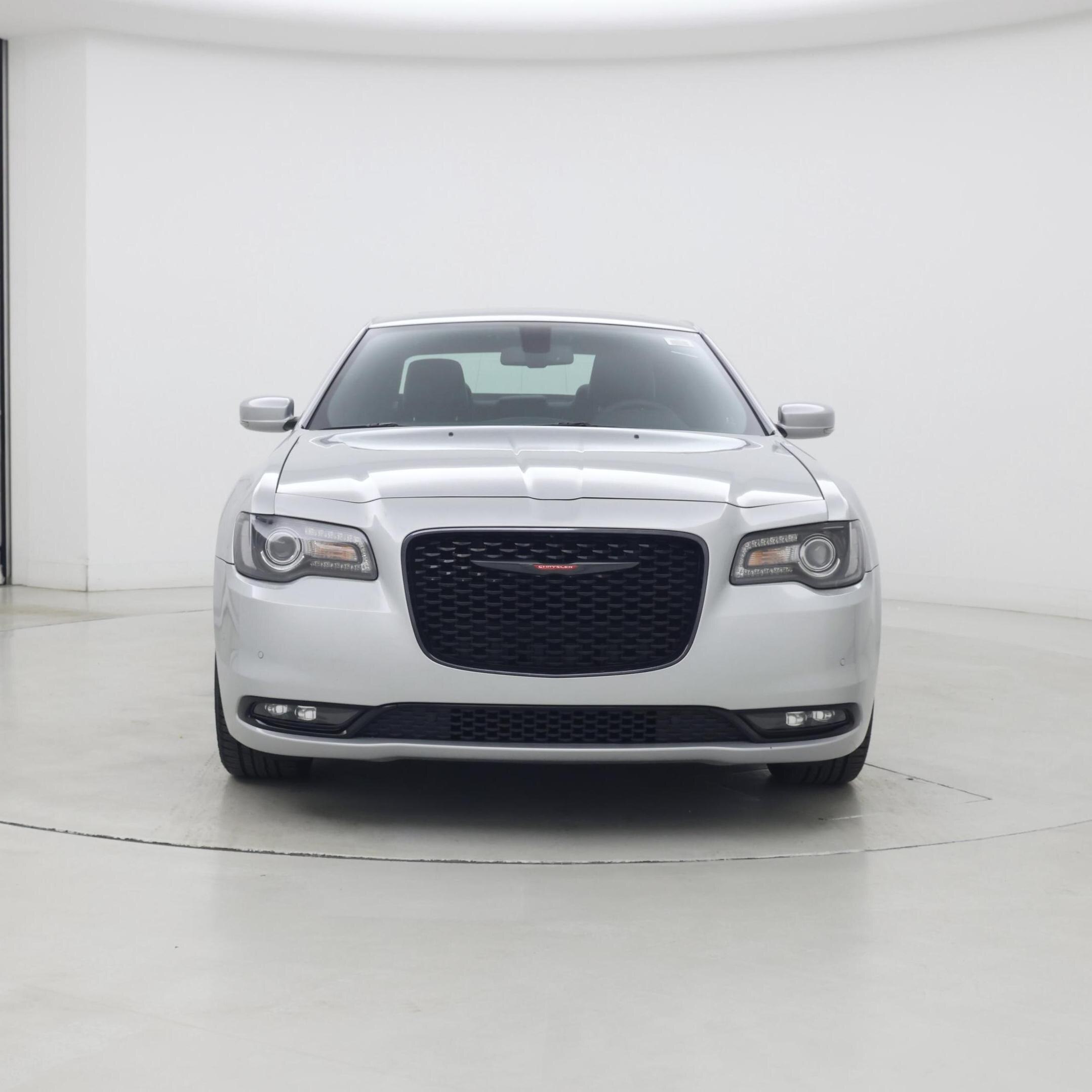 Thumbnail: 2023 Chrysler 300 - 5