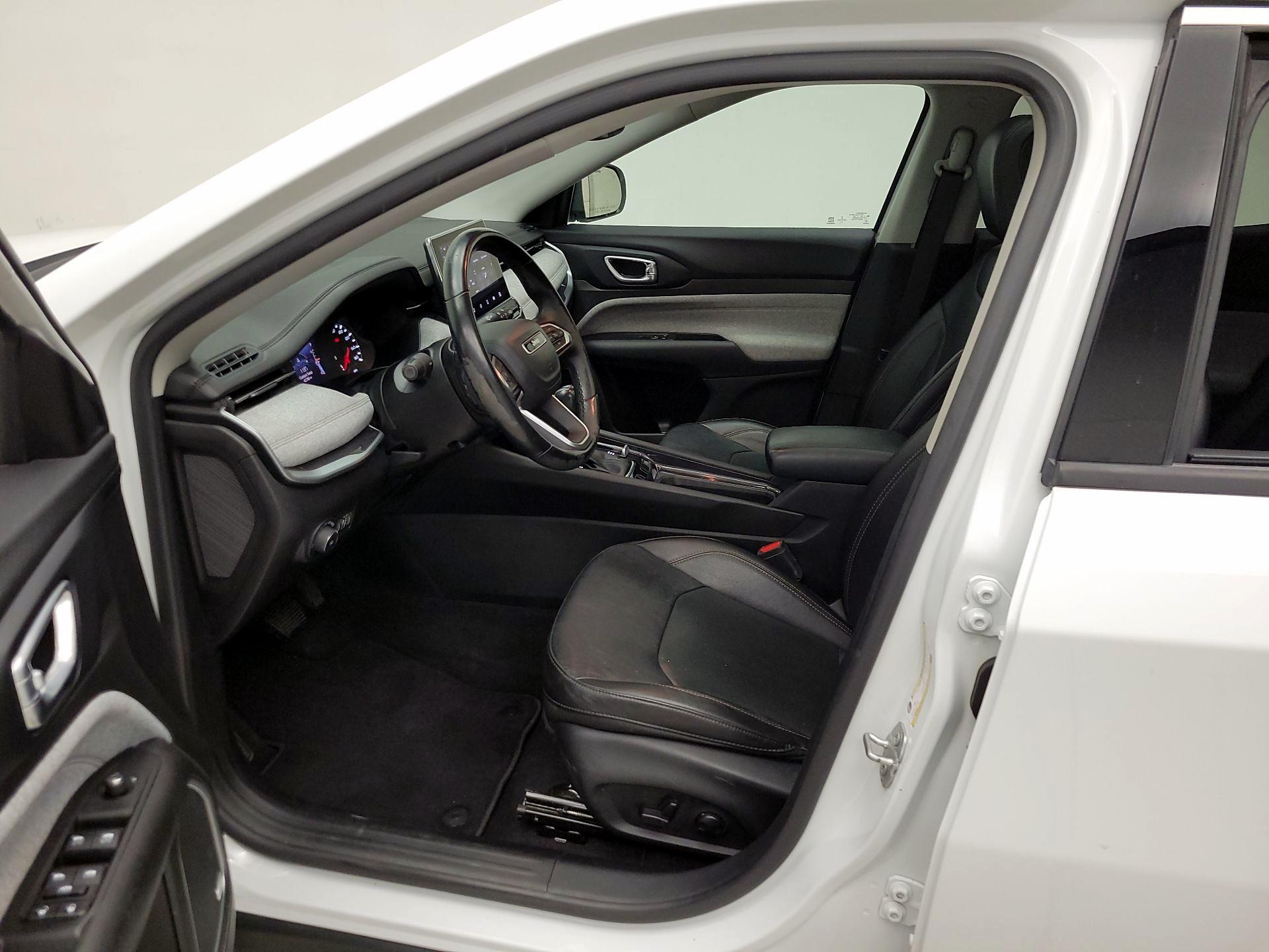 Thumbnail: 2022 Jeep Compass - 11