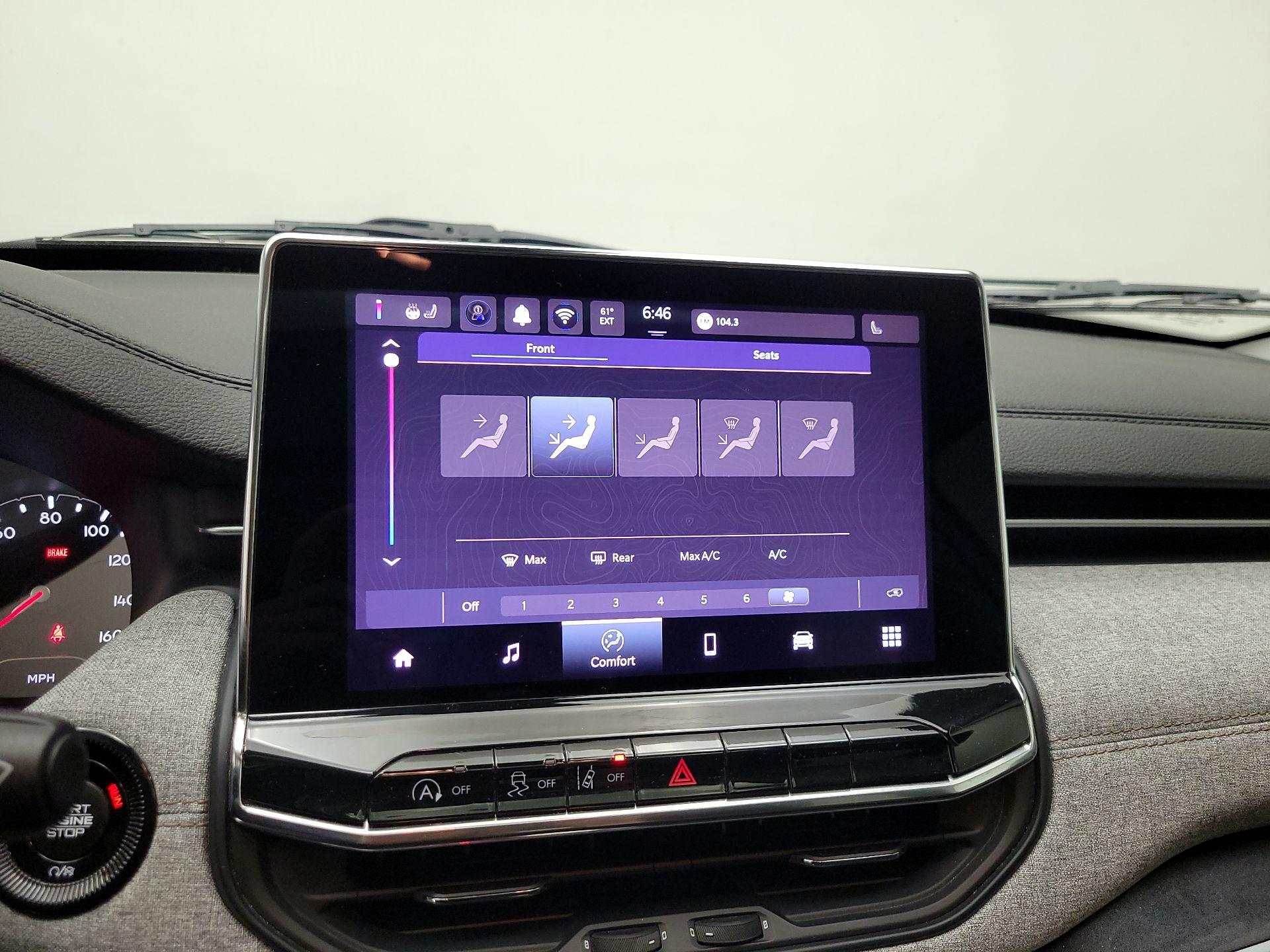 Thumbnail: 2022 Jeep Compass - 16