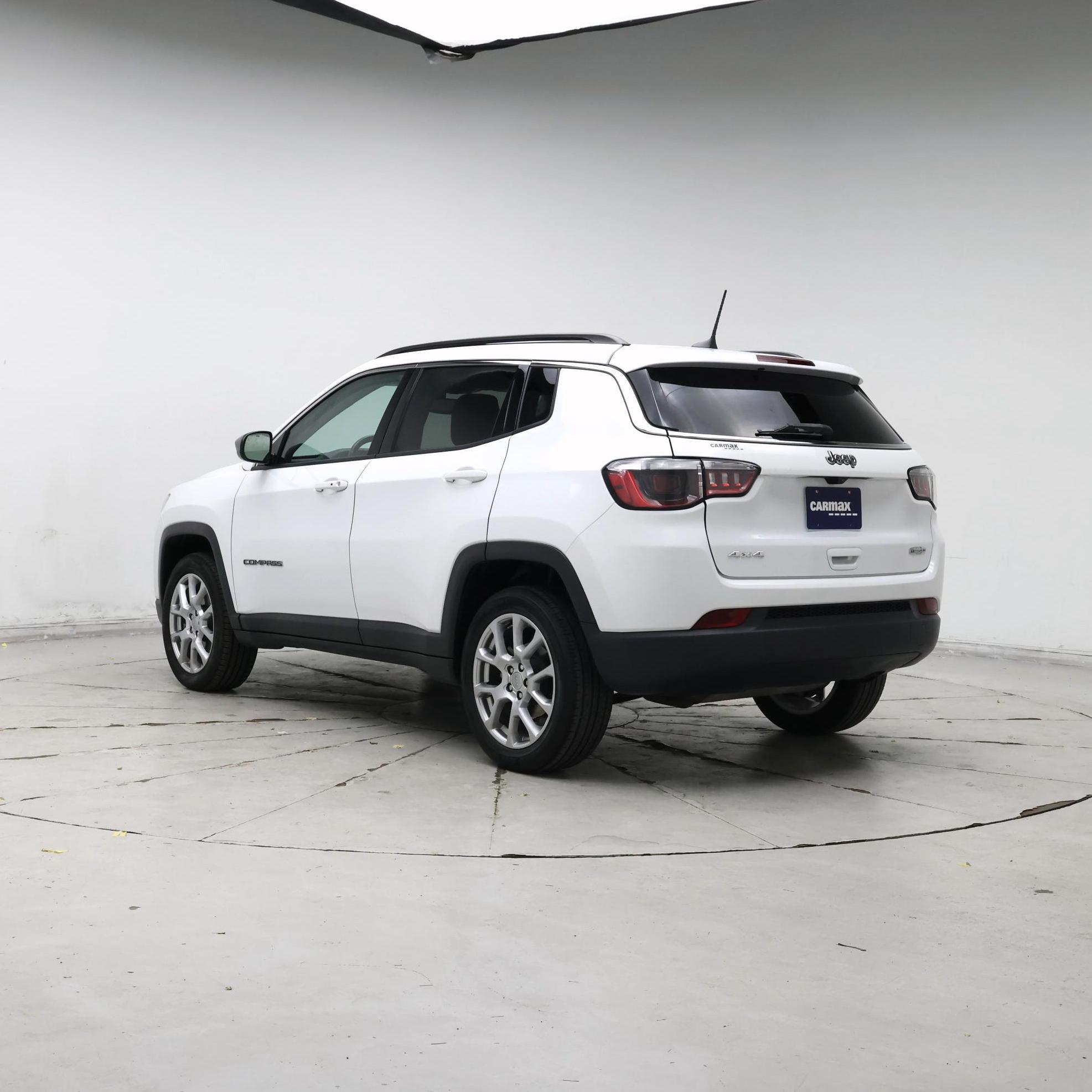 Thumbnail: 2022 Jeep Compass - 2