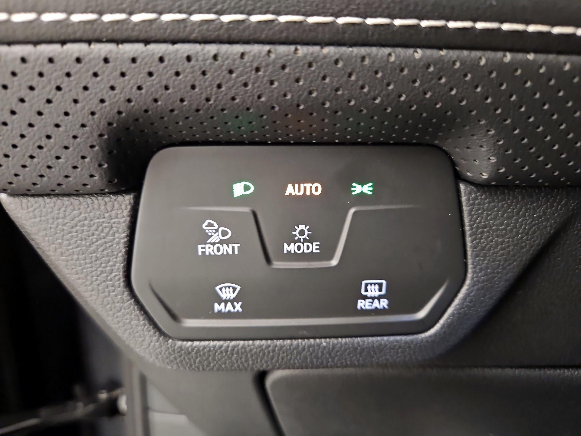 Thumbnail: 2024 Volkswagen Atlas - 13