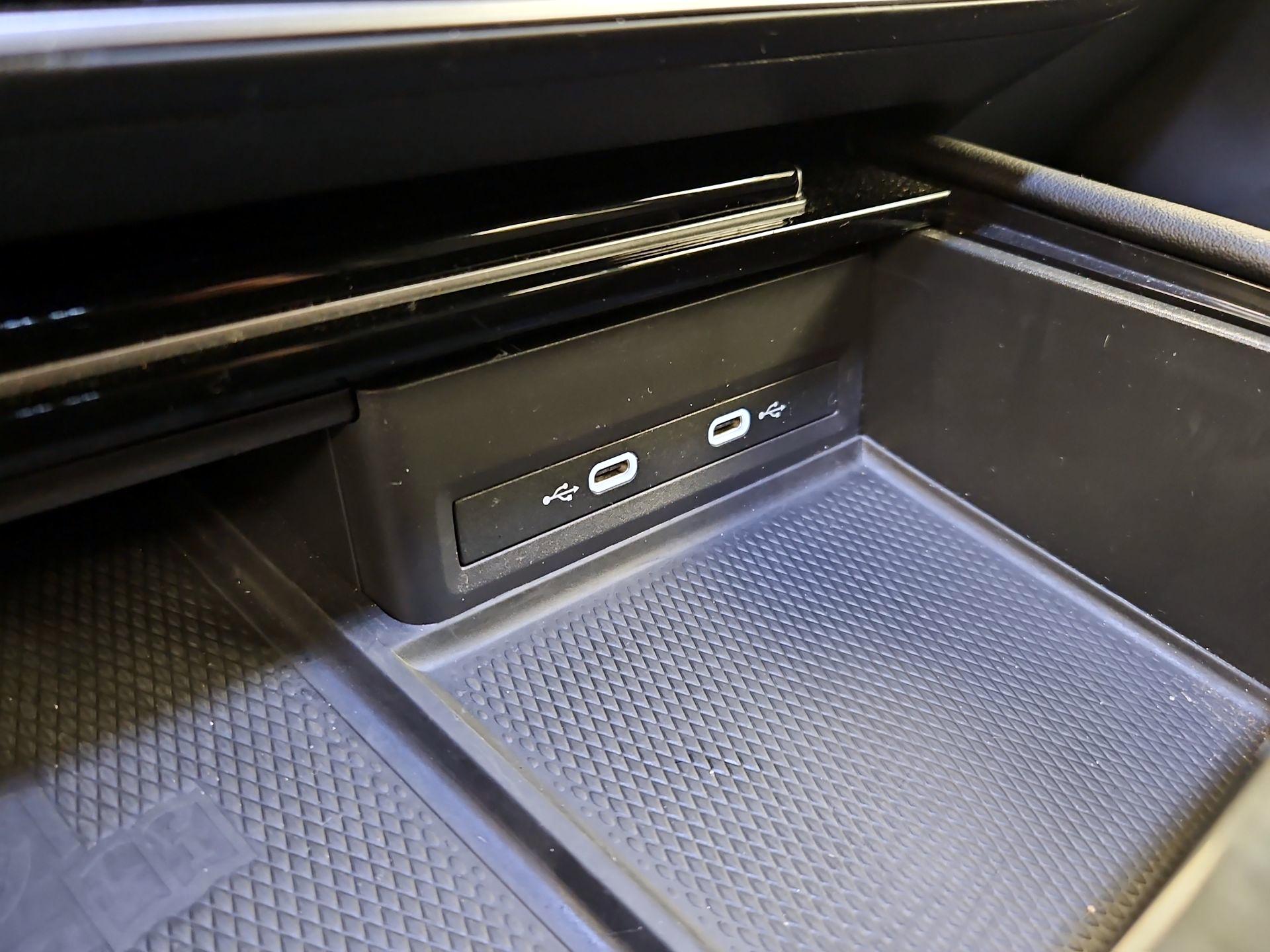 Thumbnail: 2024 Volkswagen Atlas - 18