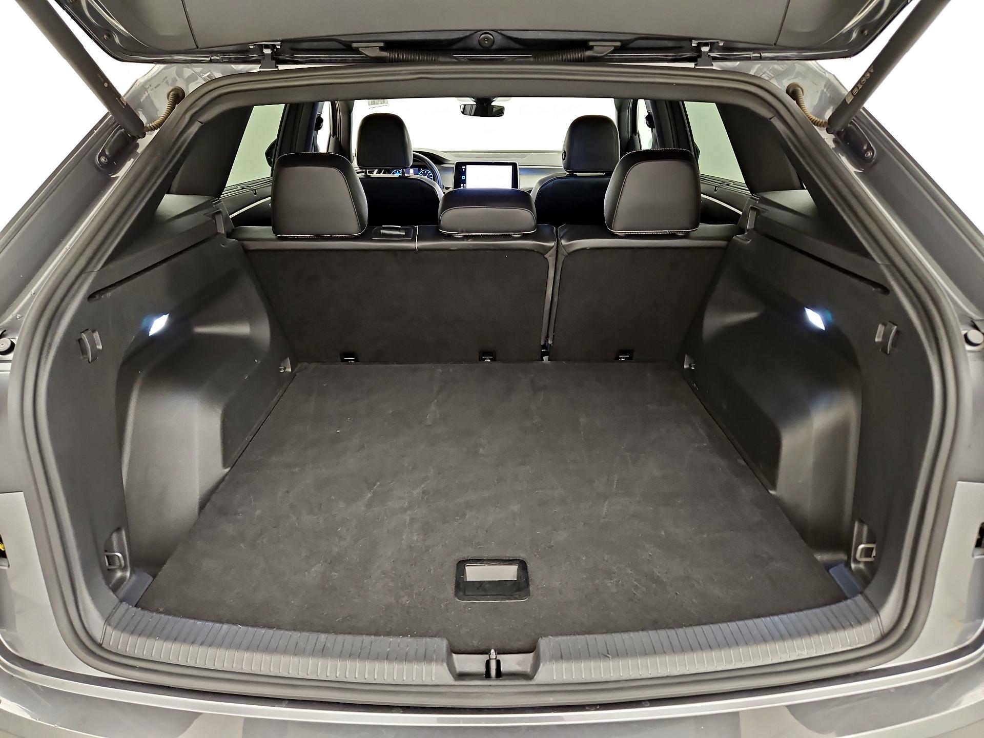 Thumbnail: 2024 Volkswagen Atlas - 20