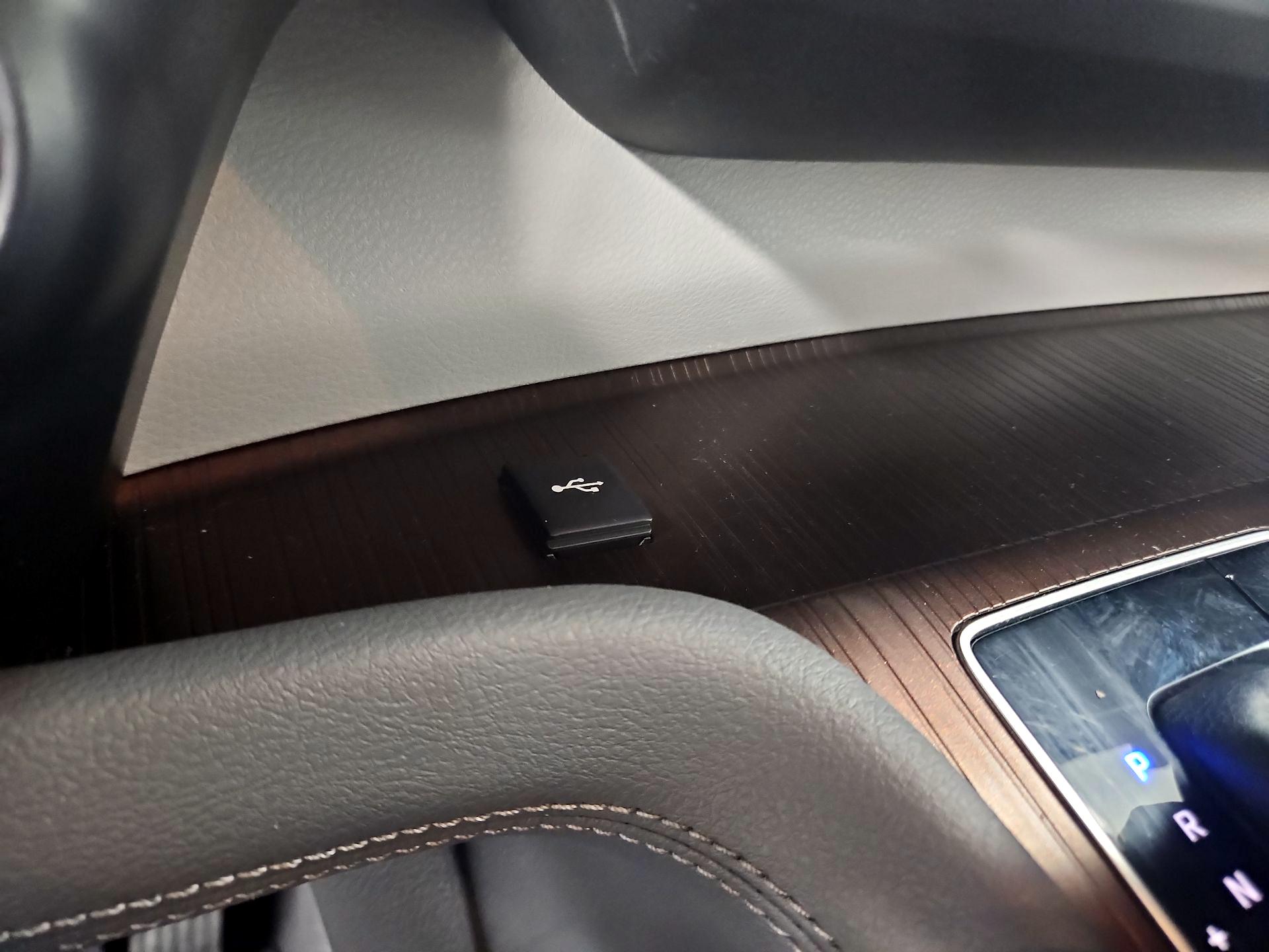 Thumbnail: 2024 Toyota Sienna - 18