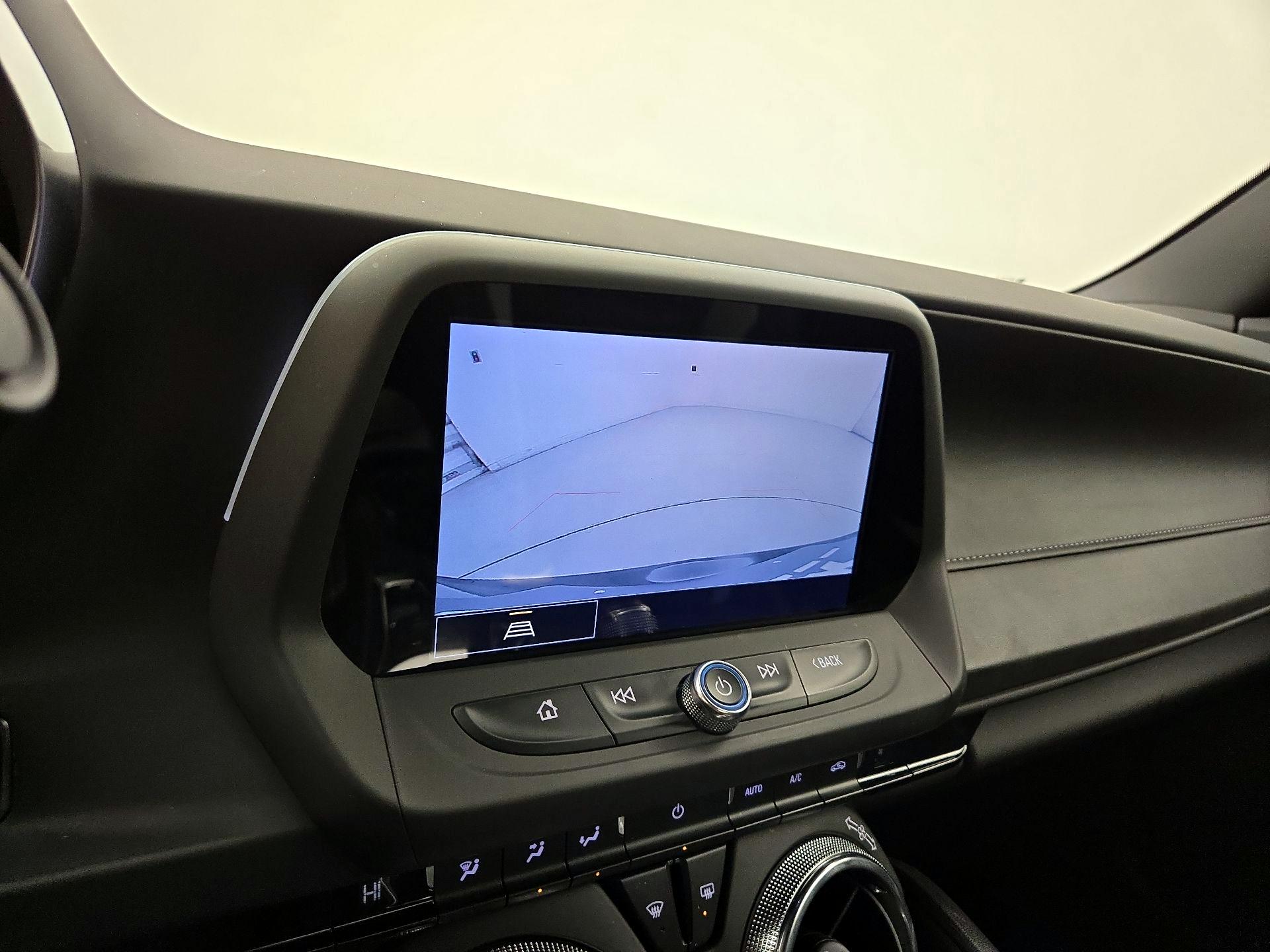 Thumbnail: 2022 Chevrolet Camaro - 14