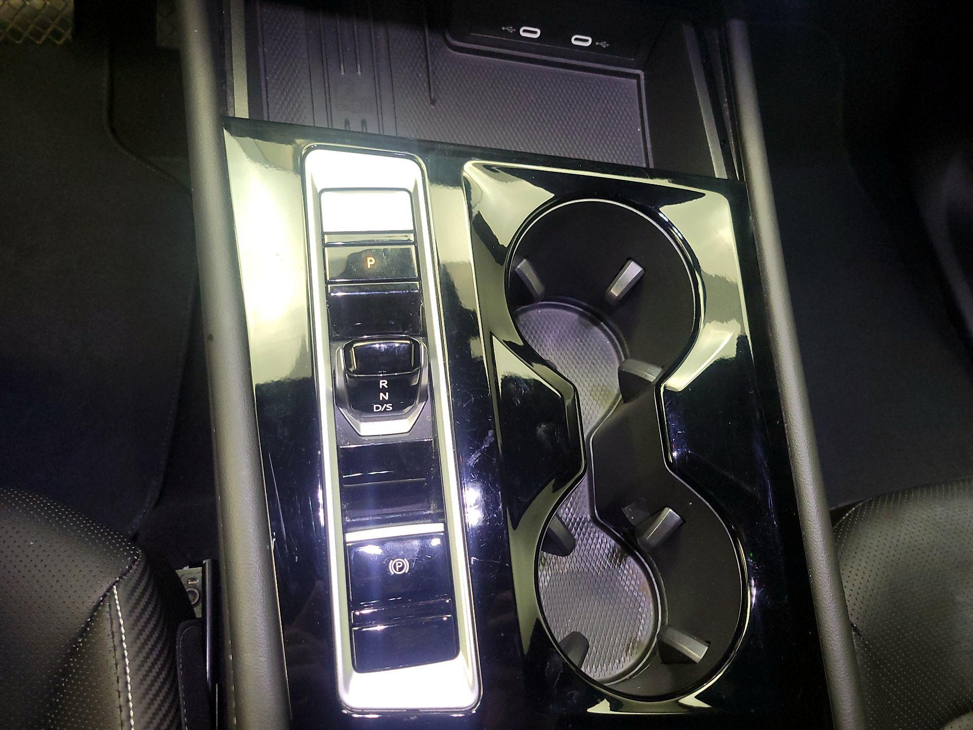 Thumbnail: 2025 Volkswagen Atlas - 18