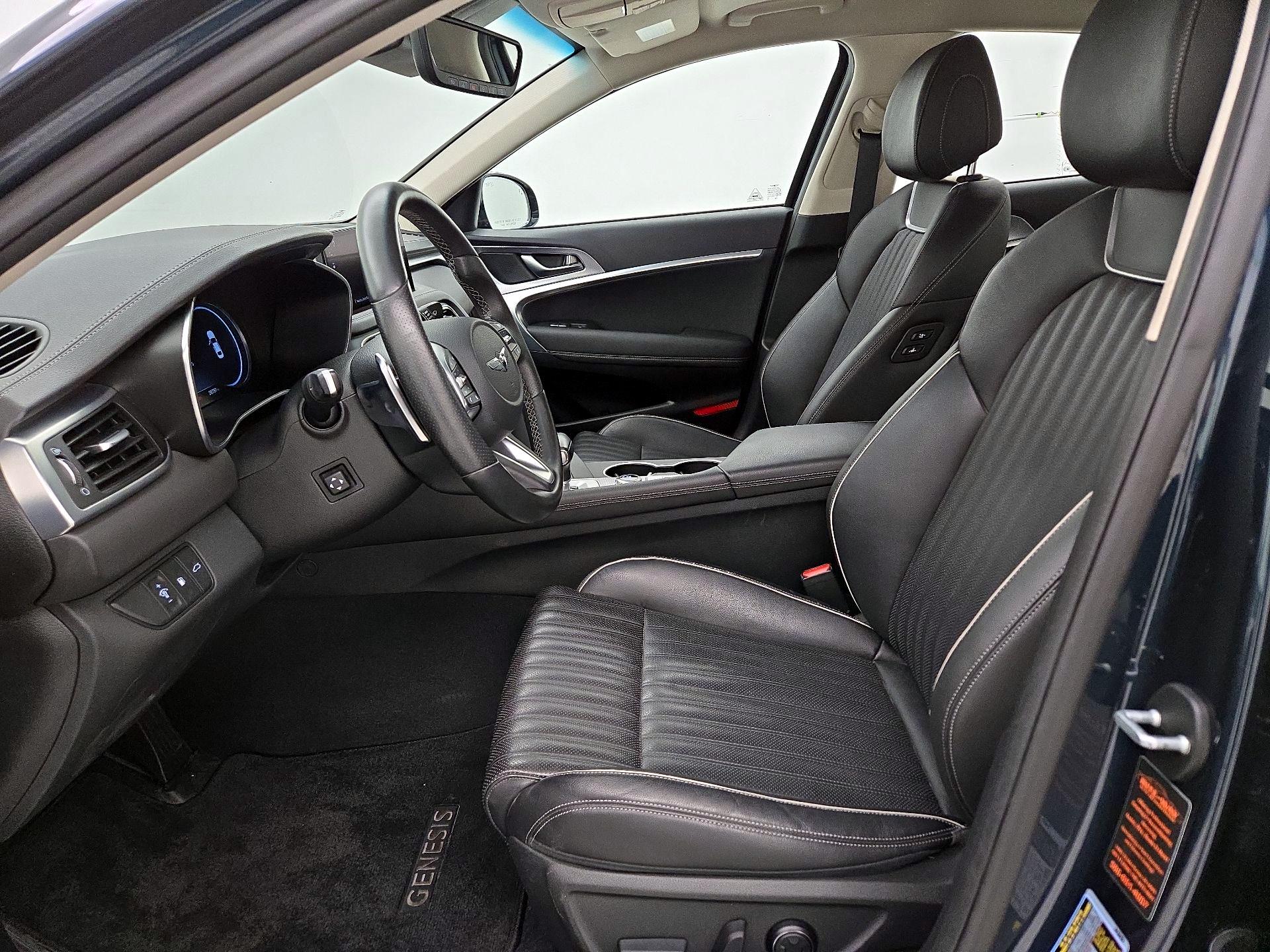 Thumbnail: 2022 Genesis G70 - 11