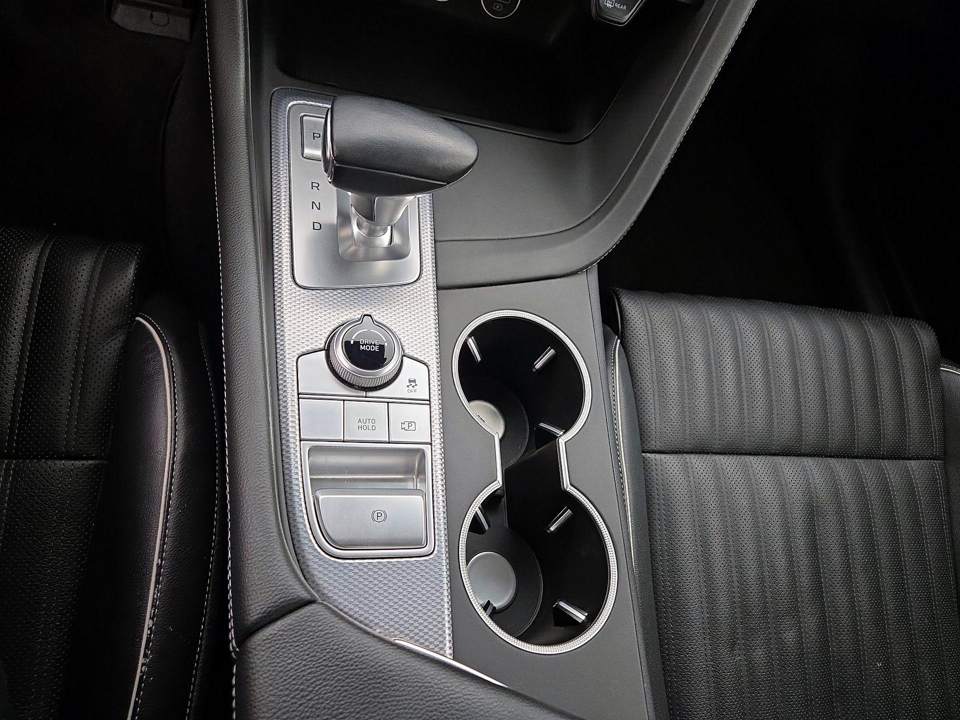 Thumbnail: 2022 Genesis G70 - 18