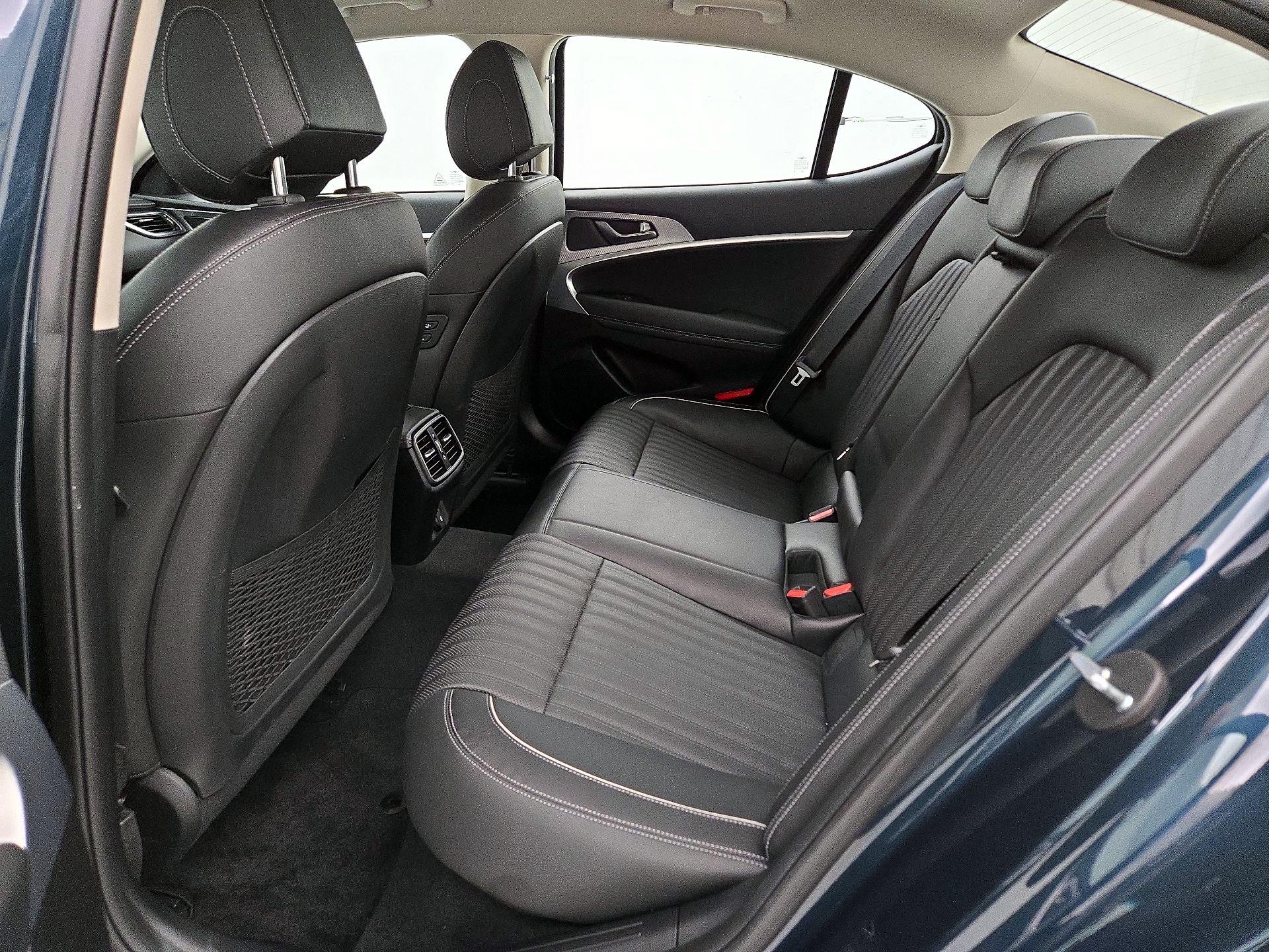 Thumbnail: 2022 Genesis G70 - 20