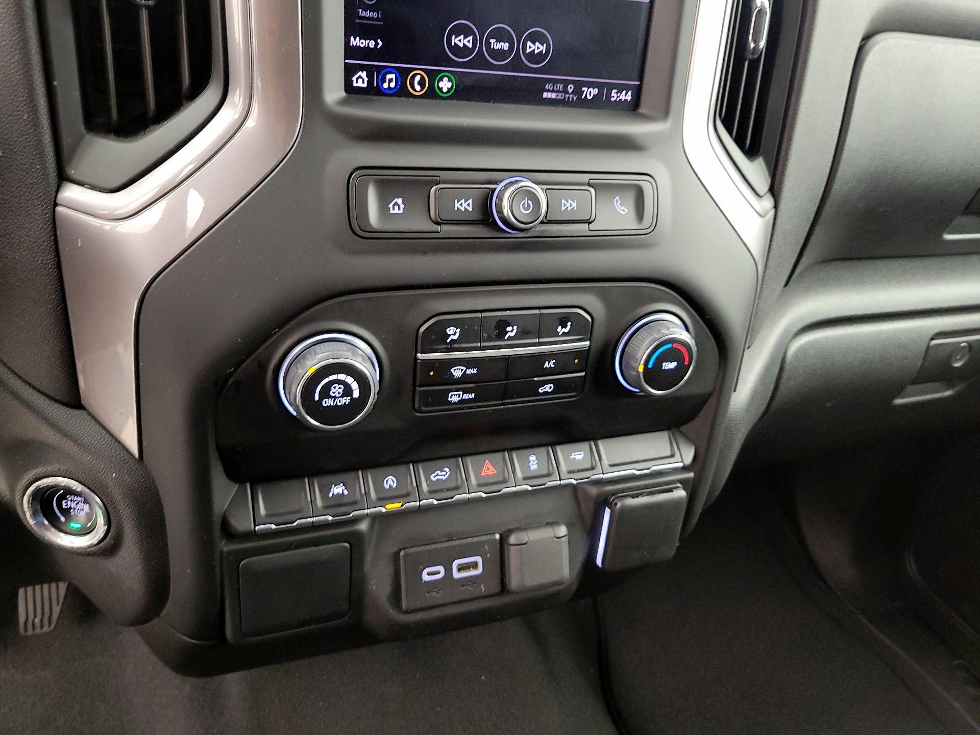 Thumbnail: 2023 Chevrolet Silverado 1500 - 17