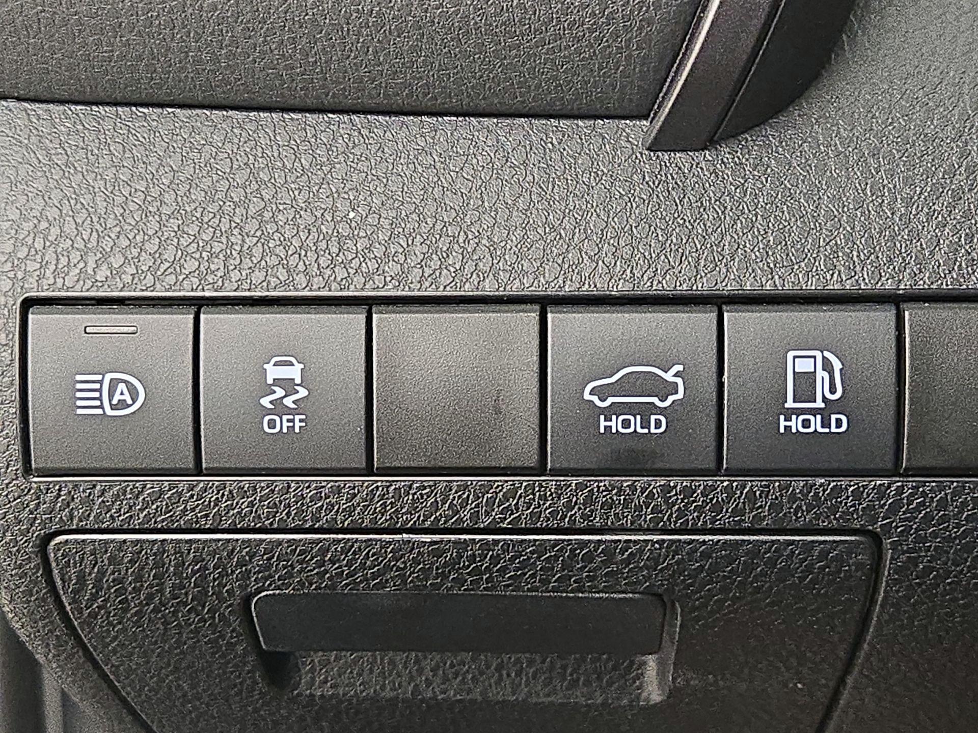 Thumbnail: 2023 Toyota Camry - 13