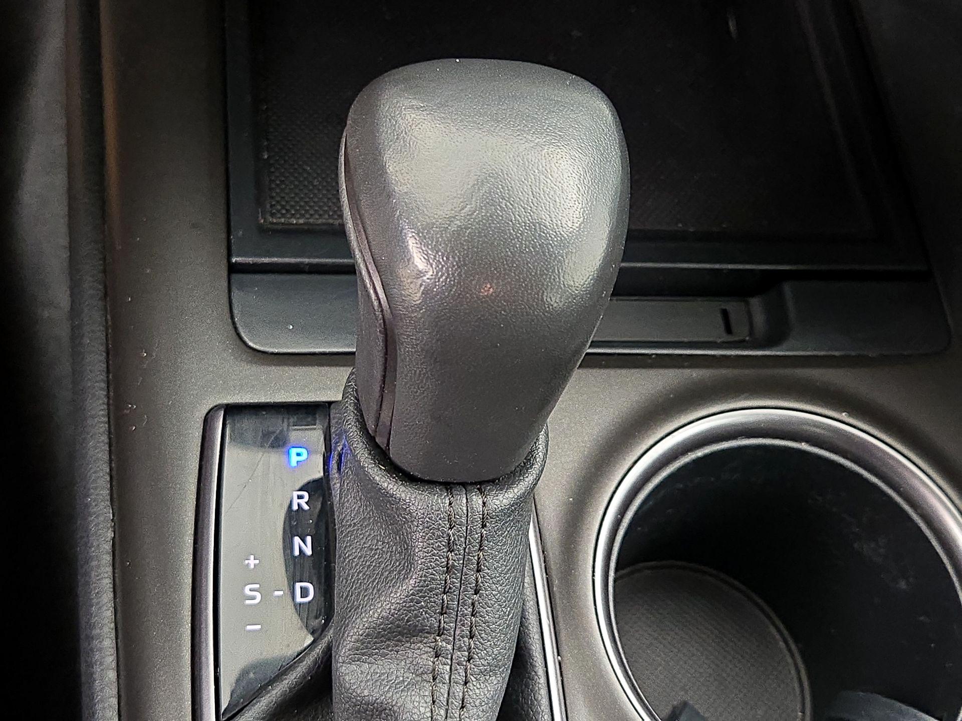 Thumbnail: 2023 Toyota Camry - 17