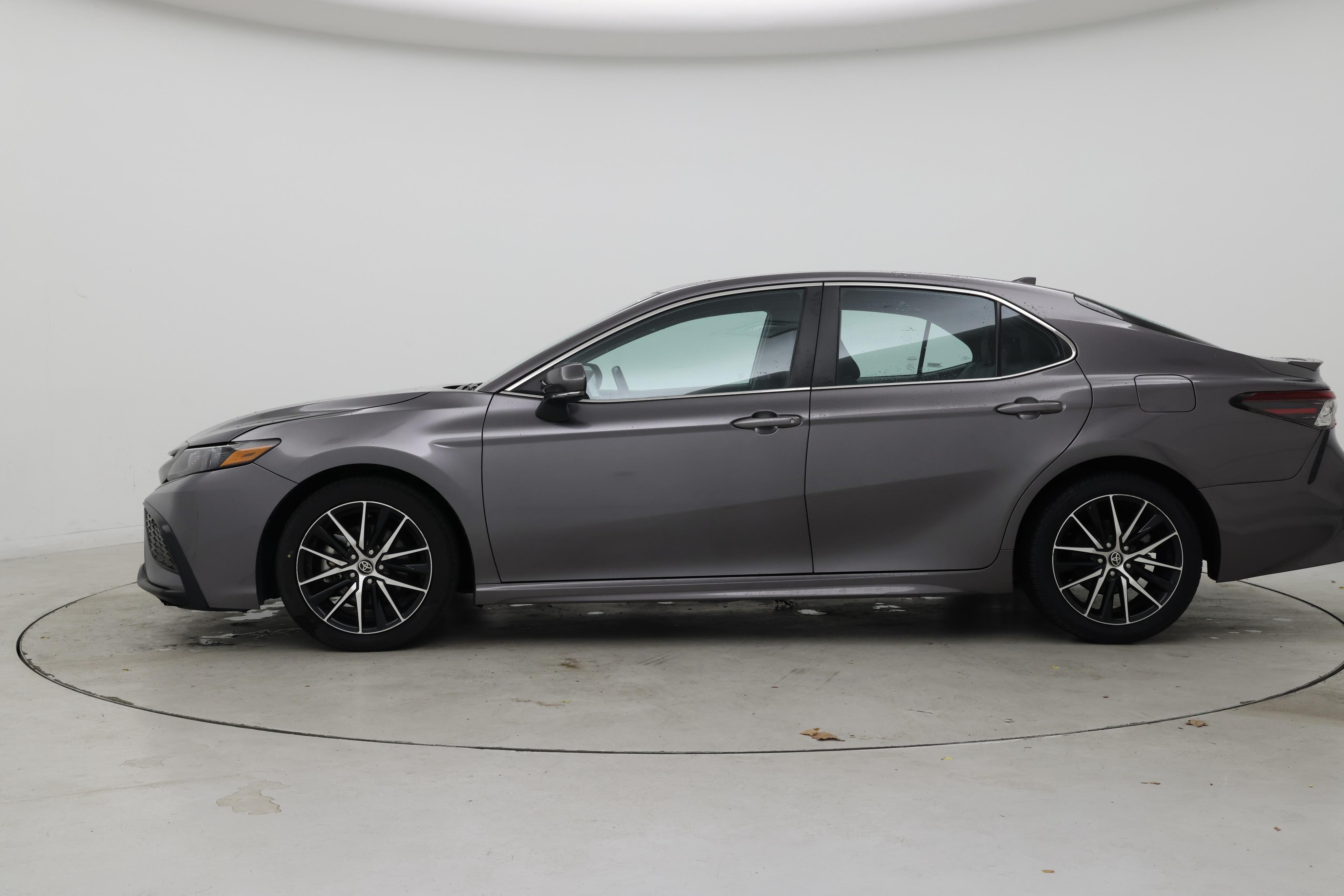 Thumbnail: 2023 Toyota Camry - 3