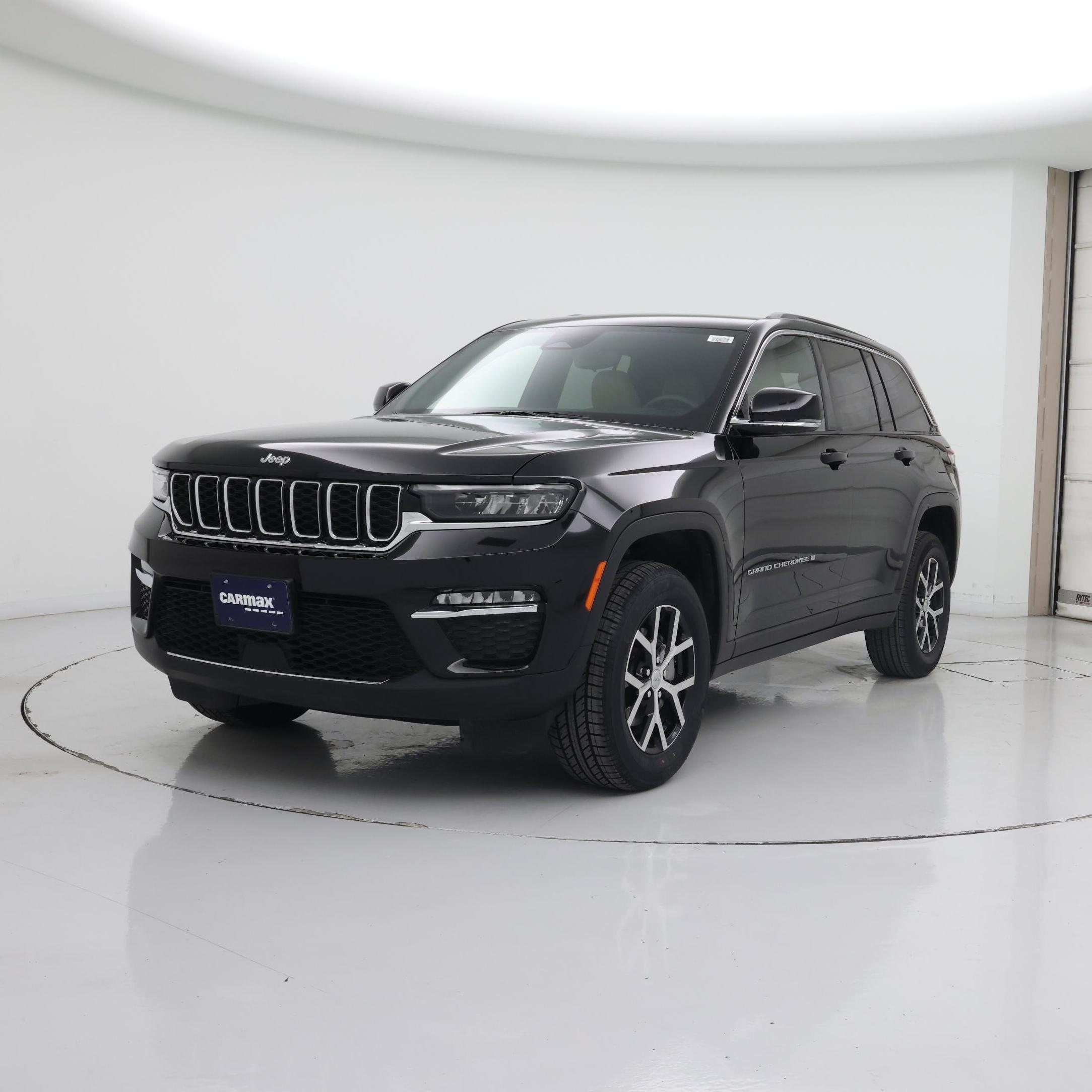 Thumbnail: 2023 Jeep Grand Cherokee - 4