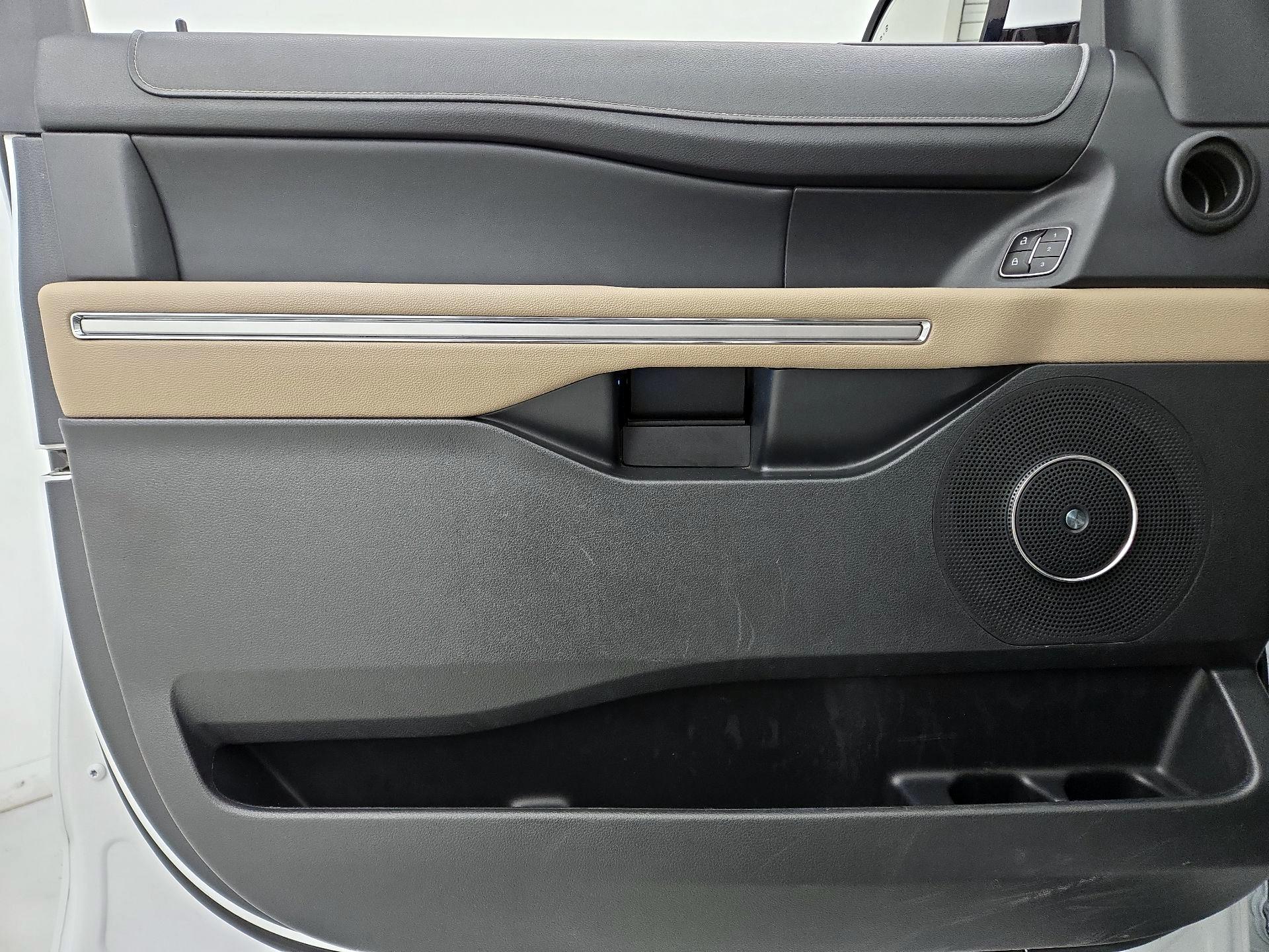 Thumbnail: 2023 Ford Expedition - 12