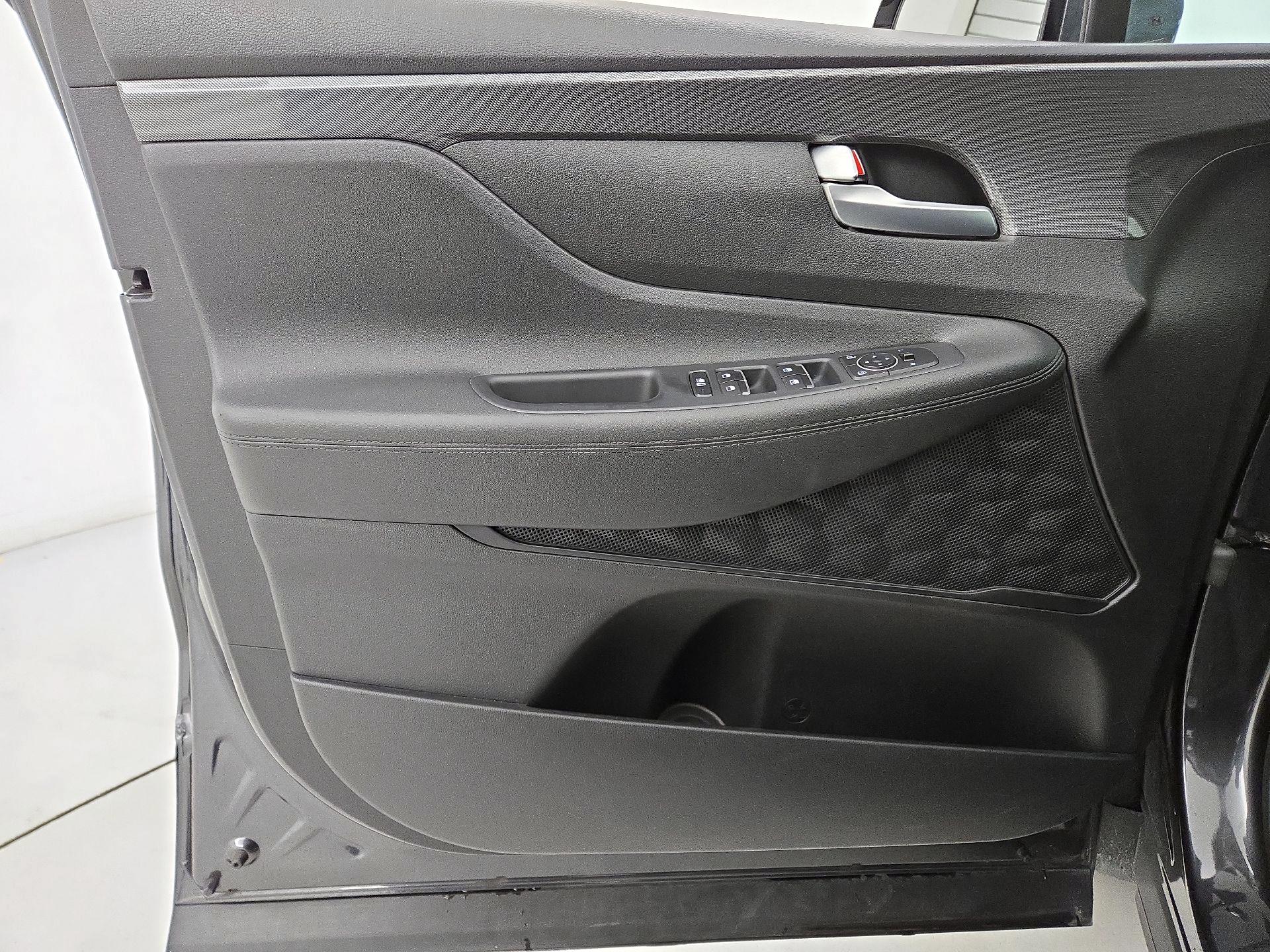 Thumbnail: 2023 Hyundai Santa Fe - 12