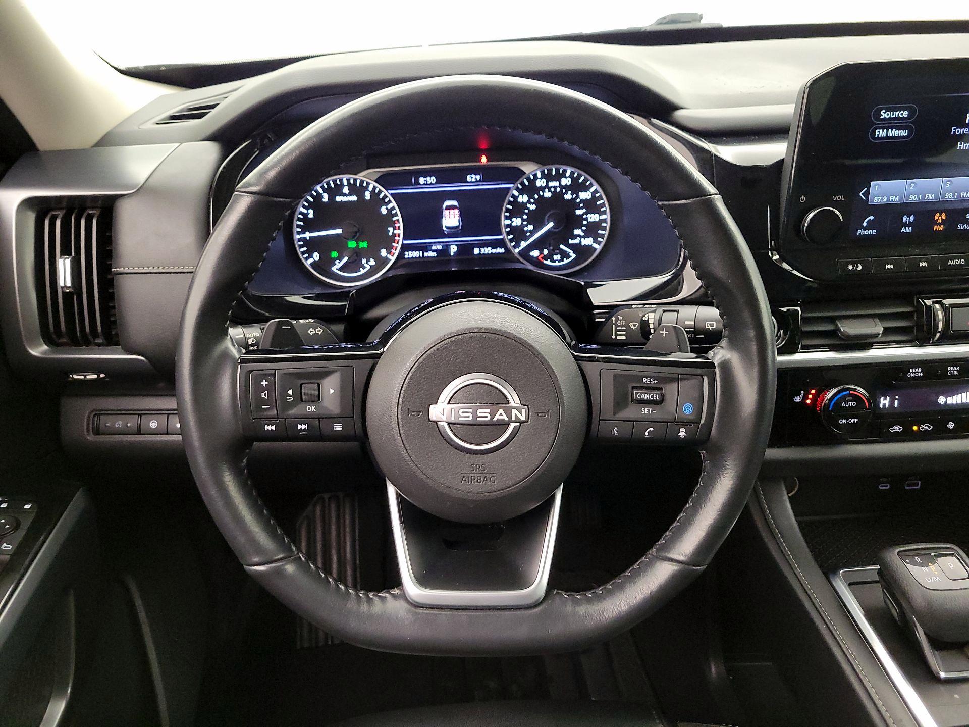 Thumbnail: 2022 Nissan Pathfinder - 10