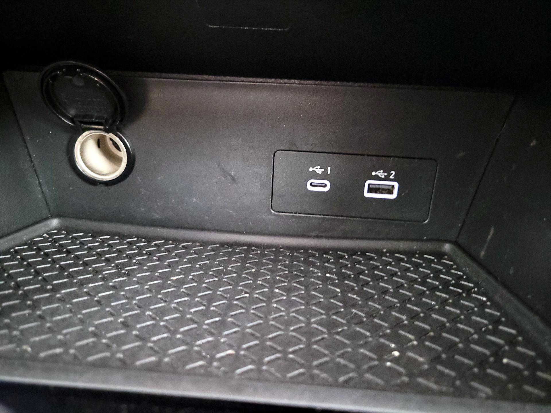 Thumbnail: 2022 Nissan Pathfinder - 19