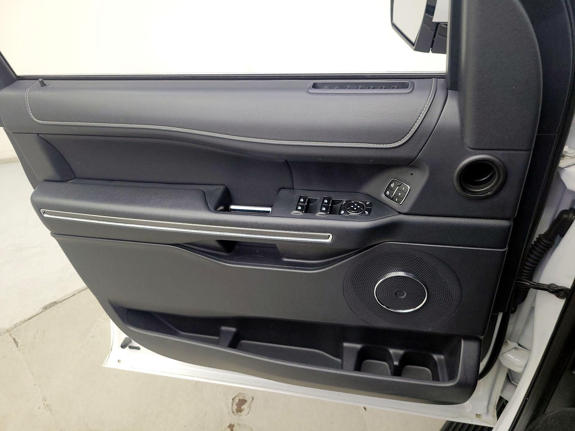 Thumbnail: 2024 Ford Expedition - 12