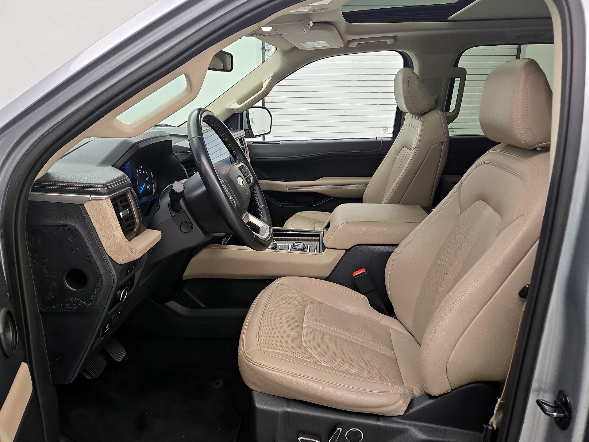 Thumbnail: 2023 Ford Expedition - 11